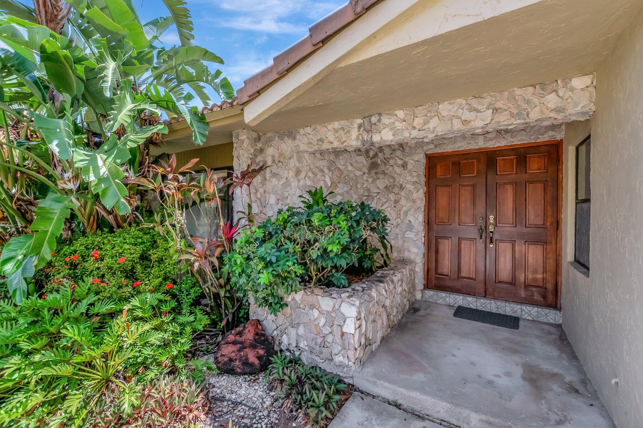 Property for Sale at 21634 Sonoma Court, Boca Raton, Palm Beach County, Florida - Bedrooms: 3 
Bathrooms: 2  - $1,250,000