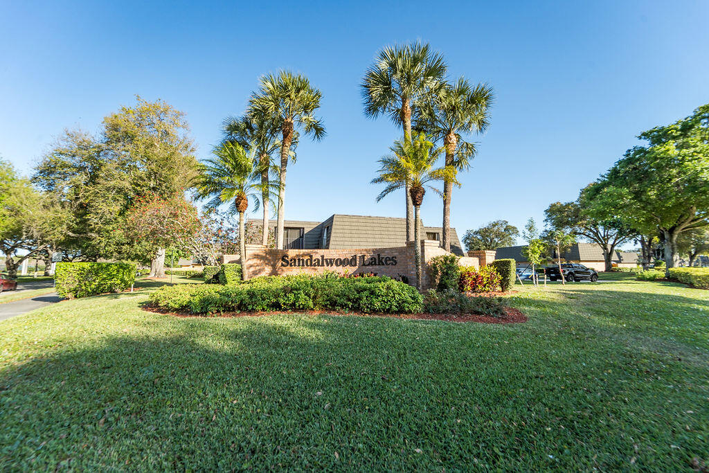 Property for Sale at 2432 24th Way, West Palm Beach, Palm Beach County, Florida - Bedrooms: 2 
Bathrooms: 2.5  - $239,900