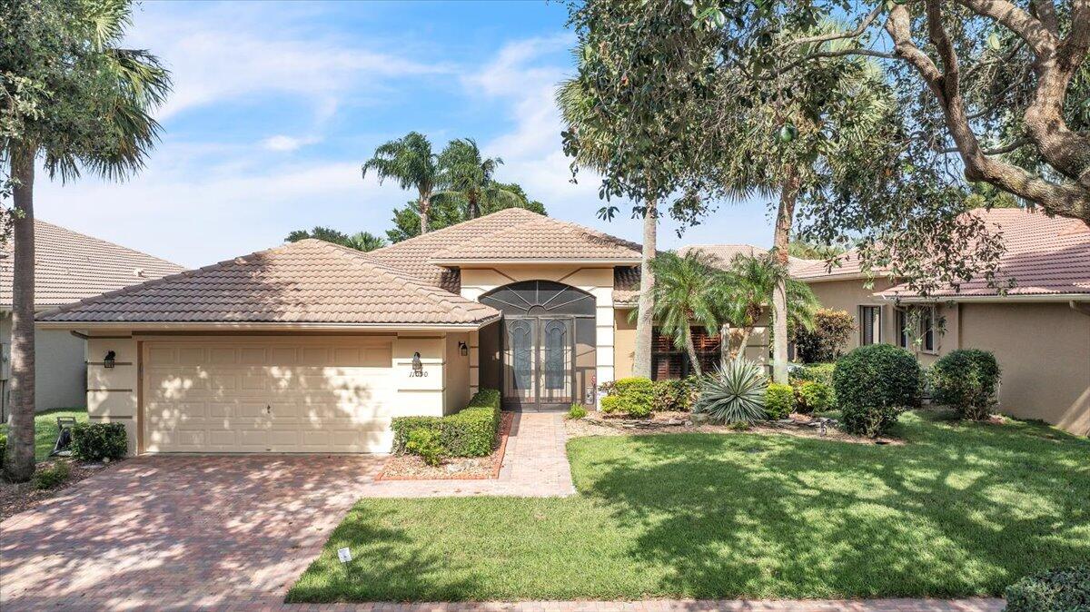 Property for Sale at 11090 Via Amalfi, Boynton Beach, Palm Beach County, Florida - Bedrooms: 3 
Bathrooms: 3  - $575,888