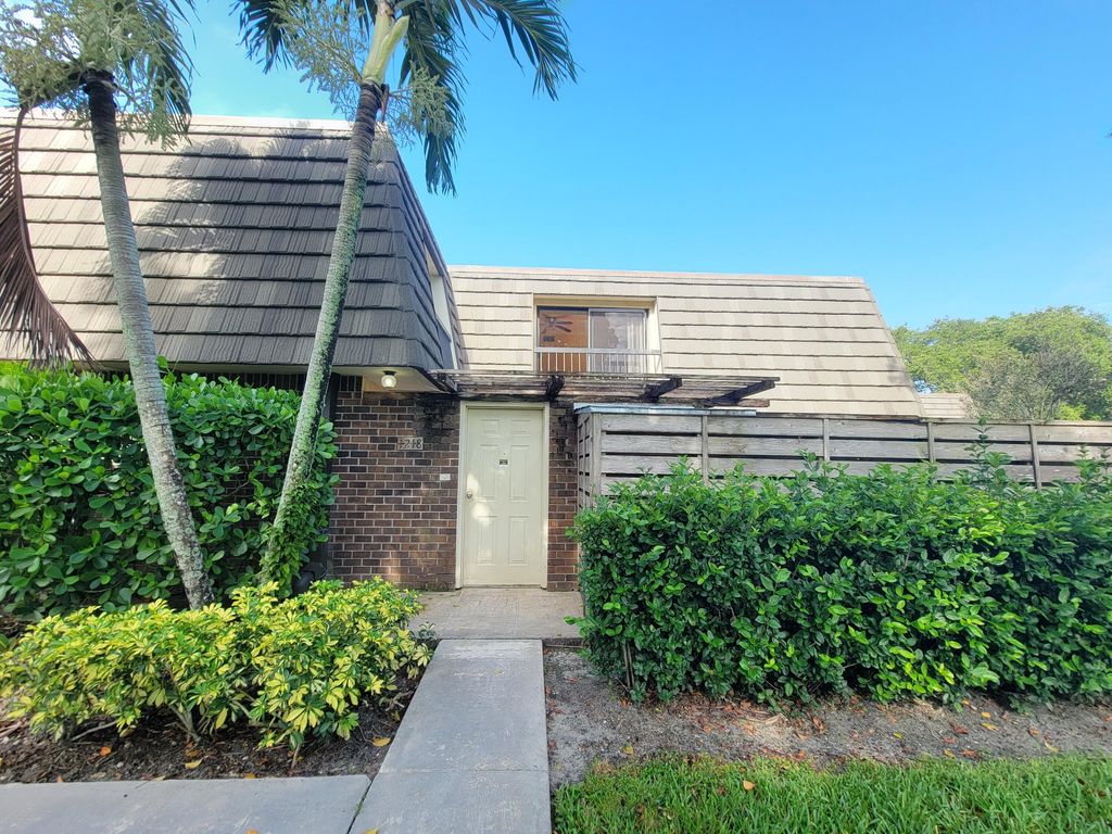 Photo of 1218 12th Terrace, Palm Beach Gardens, FL 33418 (MLS # RX-11032881)
