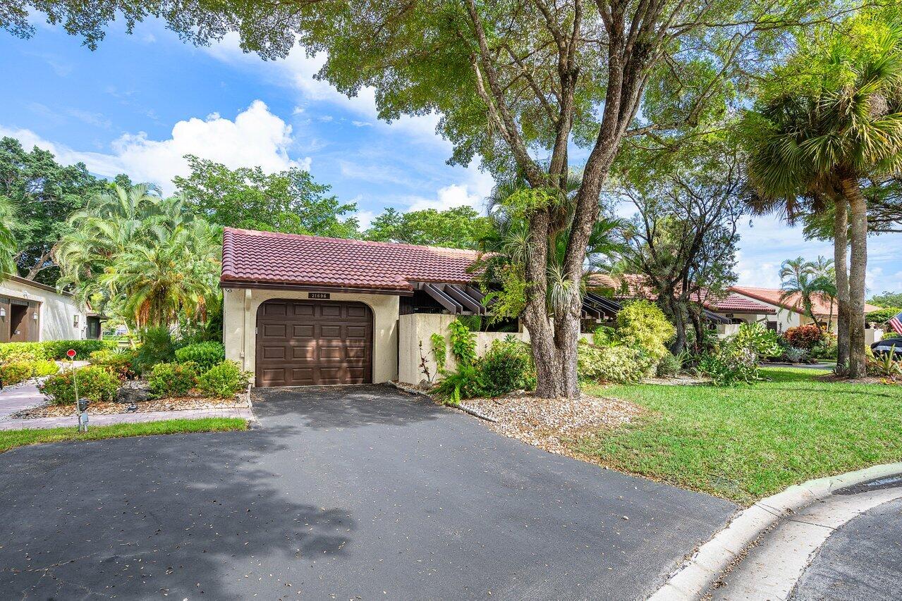 21696 Tall Palm Circle, Boca Raton, Palm Beach County, Florida - 3 Bedrooms  
2 Bathrooms - 