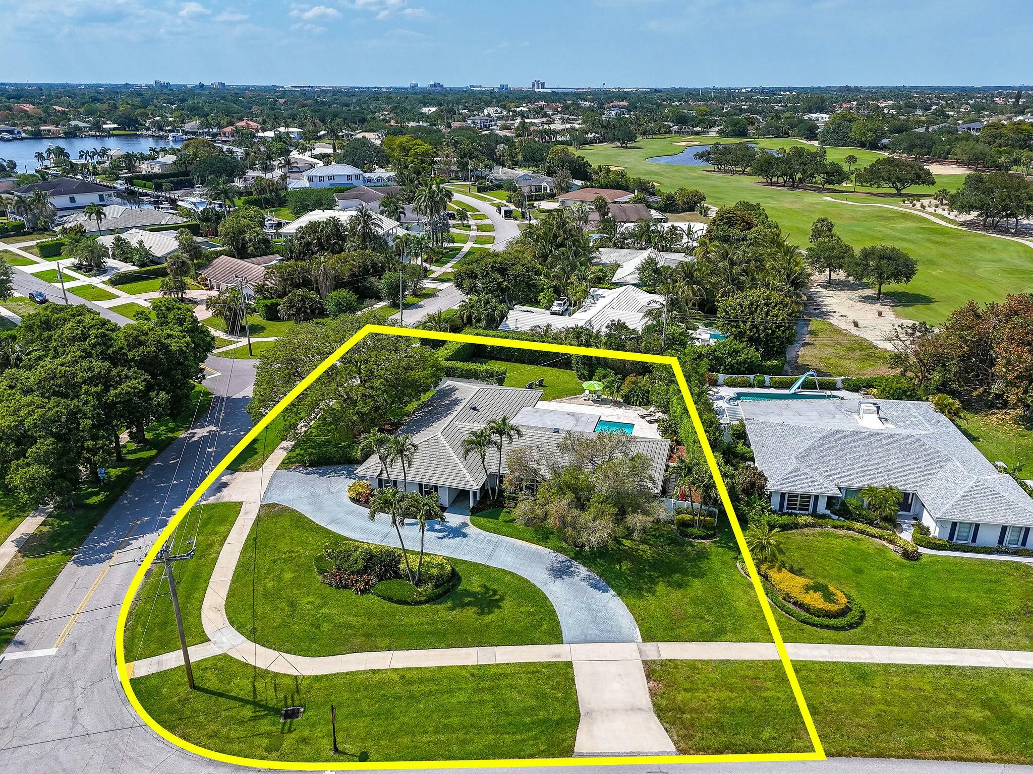 Property for Sale at 801 N Anchorage Drive, North Palm Beach, Miami-Dade County, Florida - Bedrooms: 3 
Bathrooms: 3  - $1,575,000