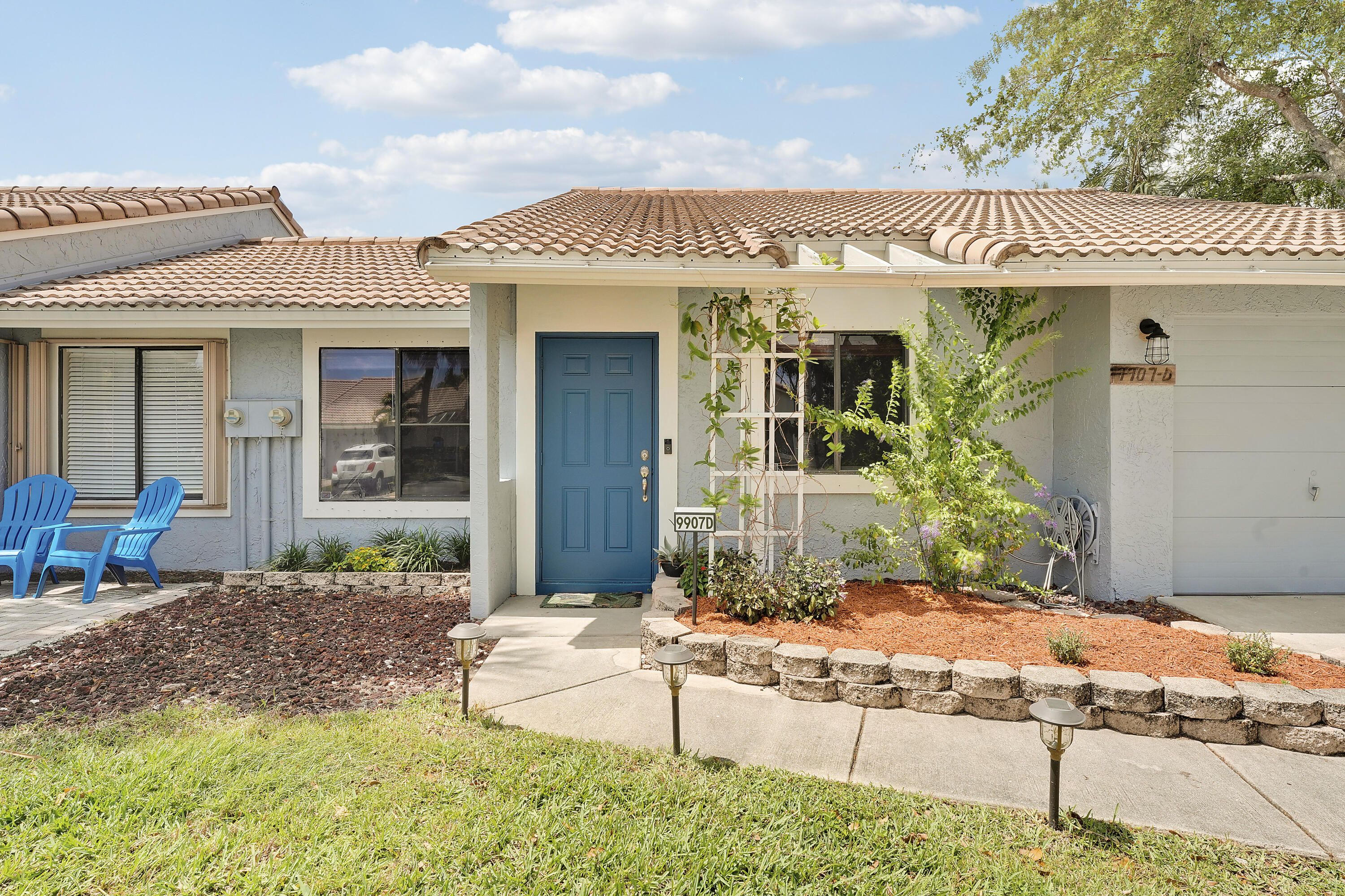 Property for Sale at 9907 62nd Terrace D, Boynton Beach, Palm Beach County, Florida - Bedrooms: 2 
Bathrooms: 2  - $329,500