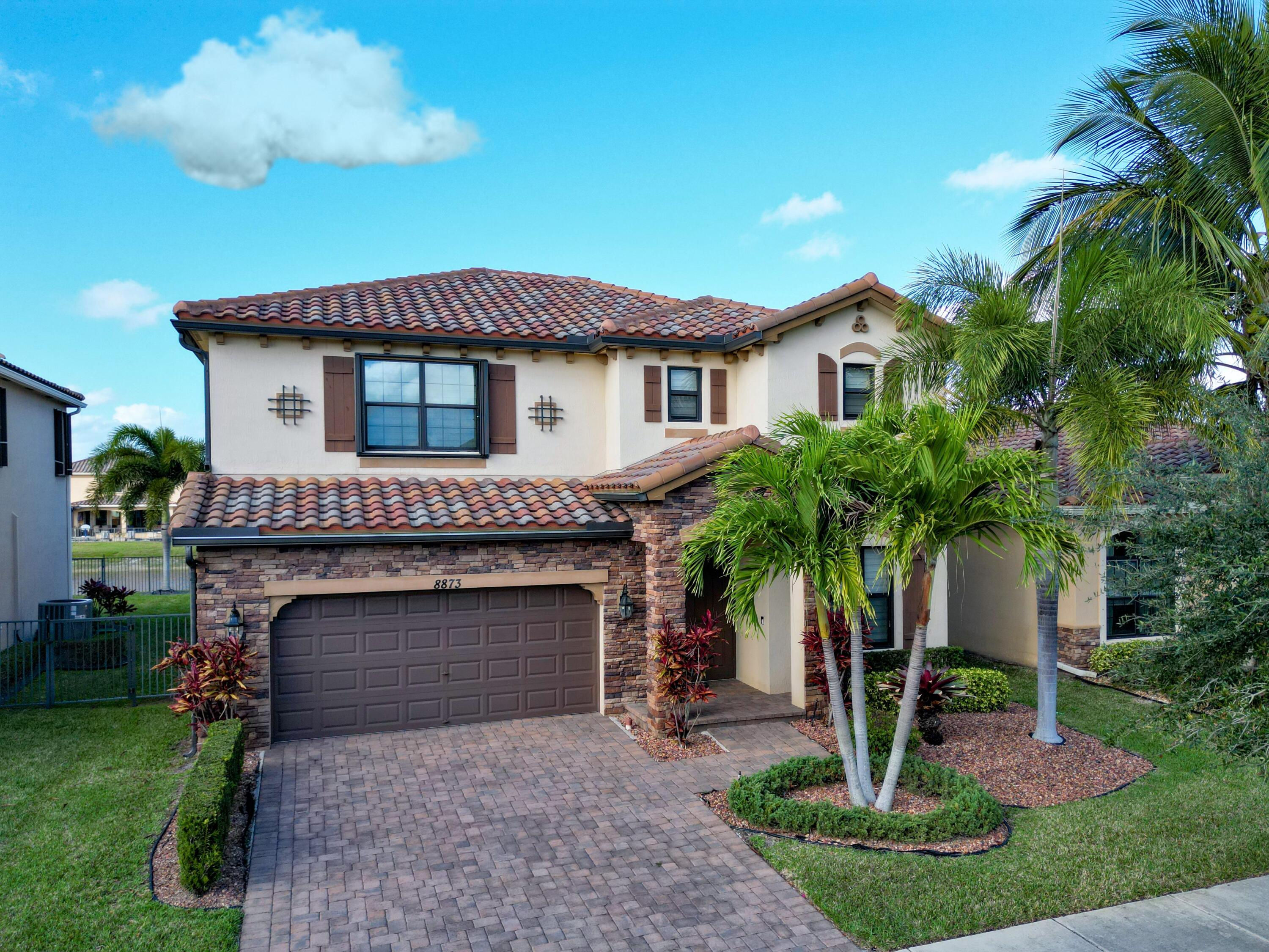 8873 Sea Chase Drive, Lake Worth, Palm Beach County, Florida - 4 Bedrooms  
3.5 Bathrooms - 