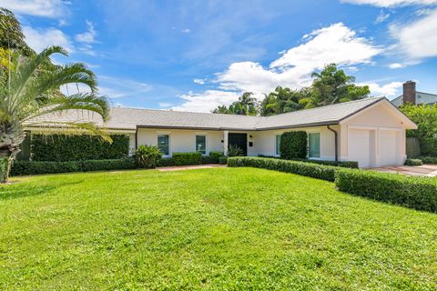 Photo of 210 Ellamar Road, West Palm Beach, FL 33405 (MLS # RX-11128364)
