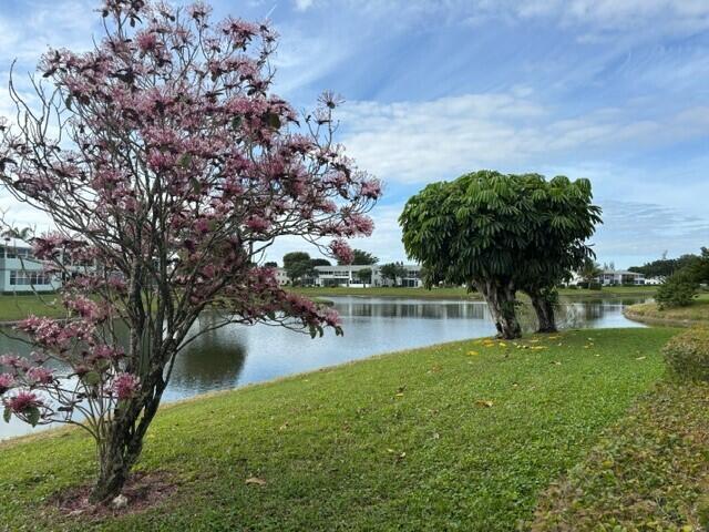 3 Chatham A, West Palm Beach, Palm Beach County, Florida - 1 Bedrooms  
1.5 Bathrooms - 