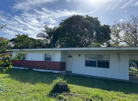 Photo of 3109 Avenue B Avenue, Fort Pierce, FL 34950 (MLS # RX-11122248)