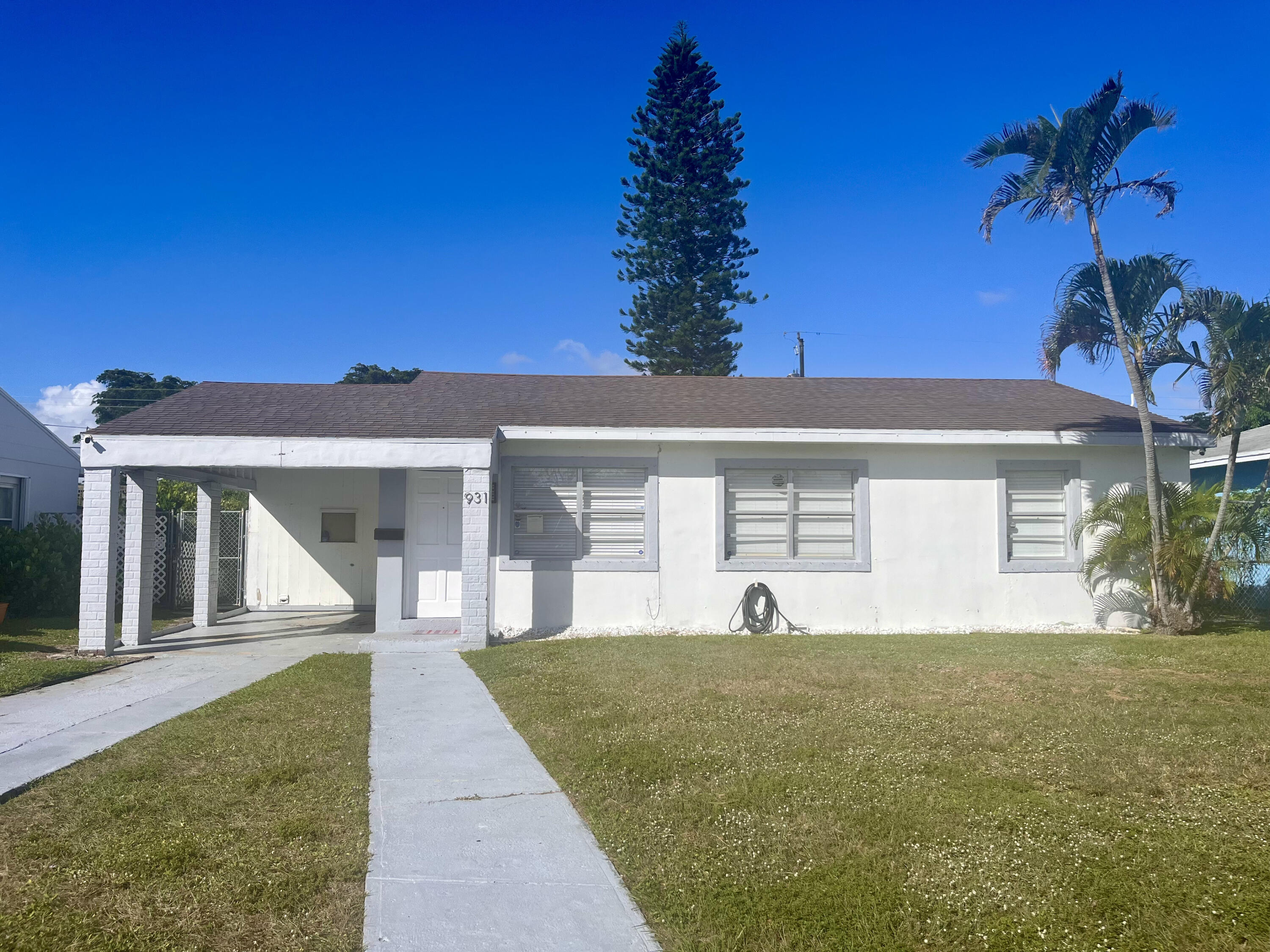 931 Macy Street, West Palm Beach, Palm Beach County, Florida - 3 Bedrooms  
1 Bathrooms - 