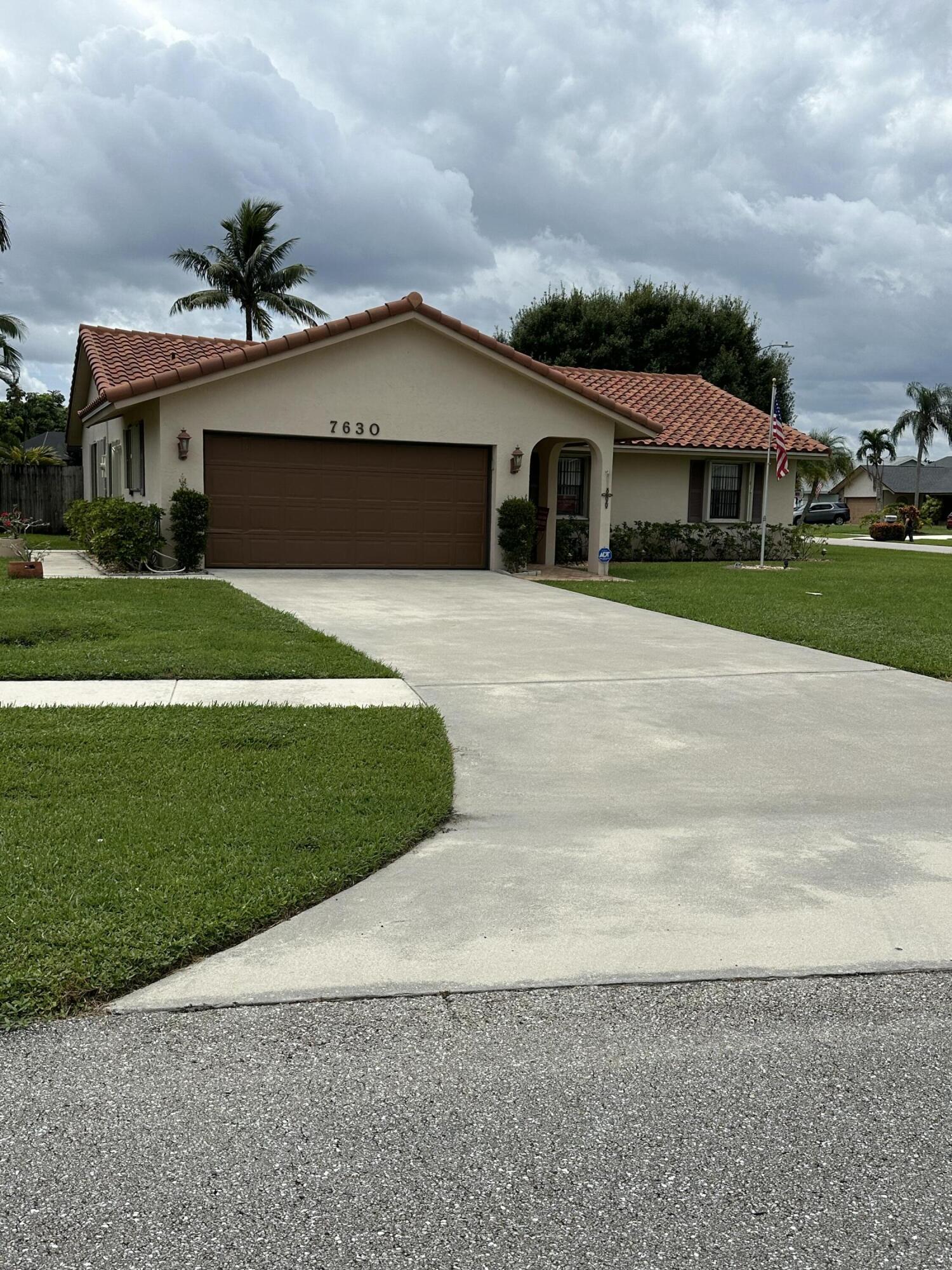 7630 Woodland Creek Lane, Lake Worth, Palm Beach County, Florida - 3 Bedrooms  
2 Bathrooms - 