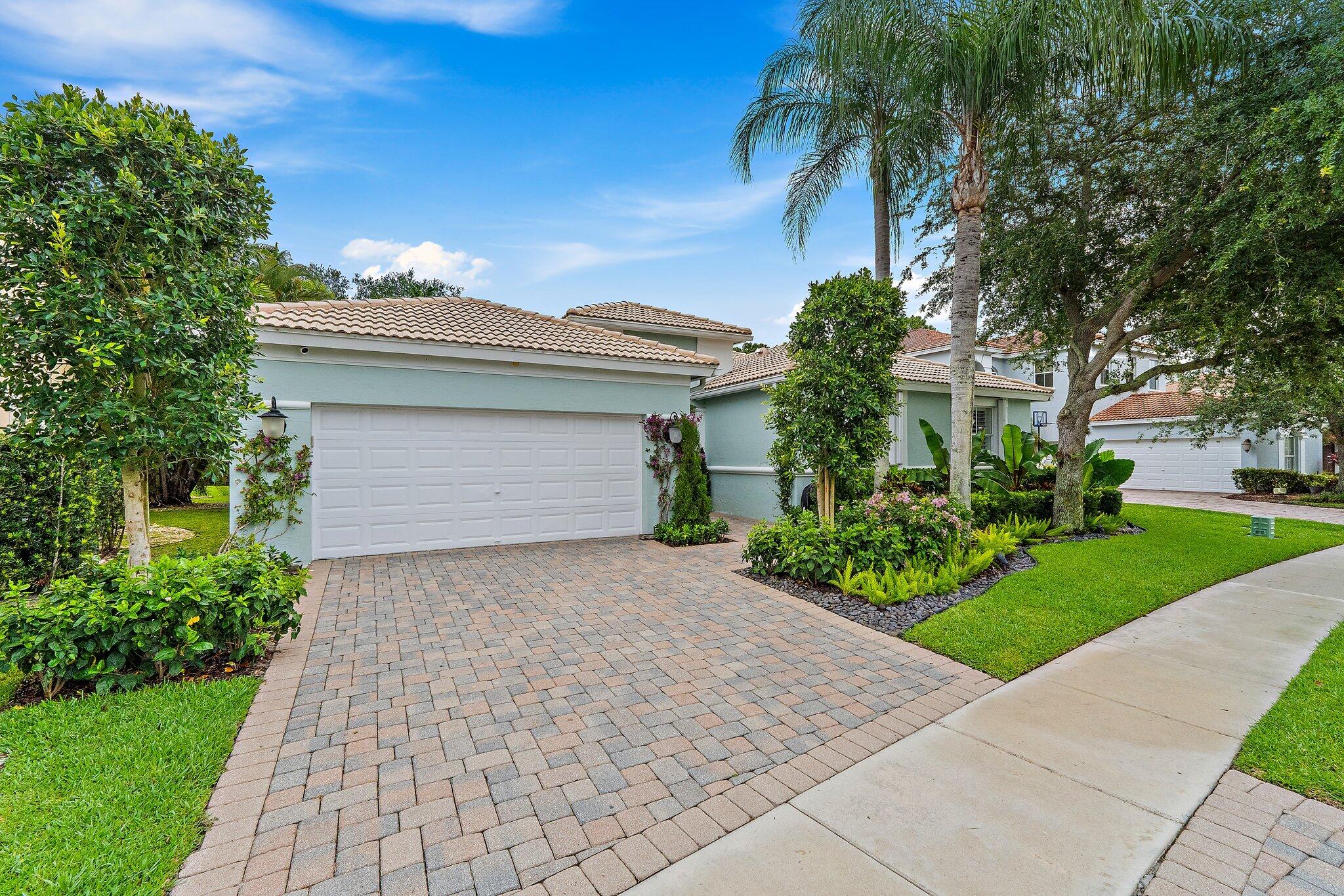 149 Sedona Way, Palm Beach Gardens, Palm Beach County, Florida - 4 Bedrooms  
2.5 Bathrooms - 