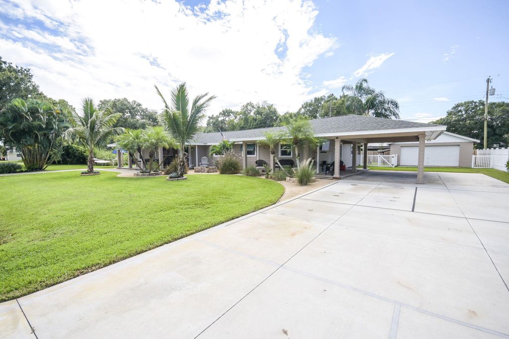 Photo of 2935 1st Lane, Vero Beach, FL 32968 (MLS # RX-11128031)