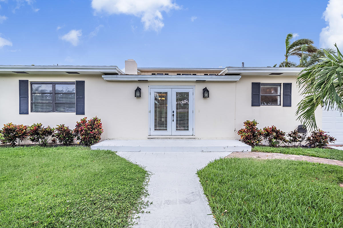 Photo 1 of 126 Beverly Road, West Palm Beach, Florida, $669,000, Web #: 10372523