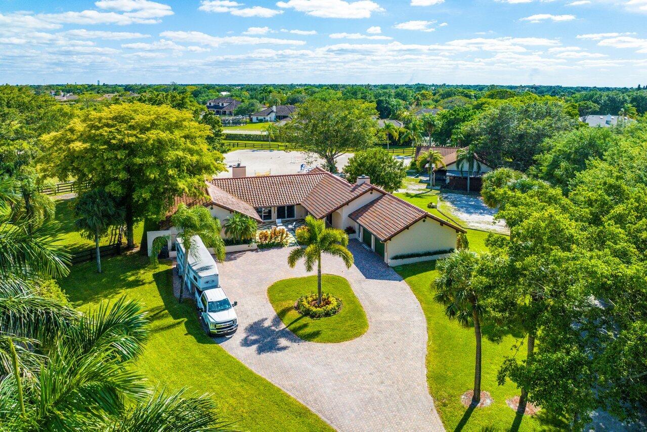 Property for Sale at 14380 Wither Close, Wellington, Palm Beach County, Florida - Bedrooms: 4 
Bathrooms: 3.5  - $2,795,000