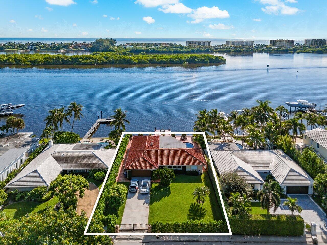 Property for Sale at 7932 Flagler Court, West Palm Beach, Palm Beach County, Florida - Bedrooms: 2 
Bathrooms: 2.5  - $10,500,000