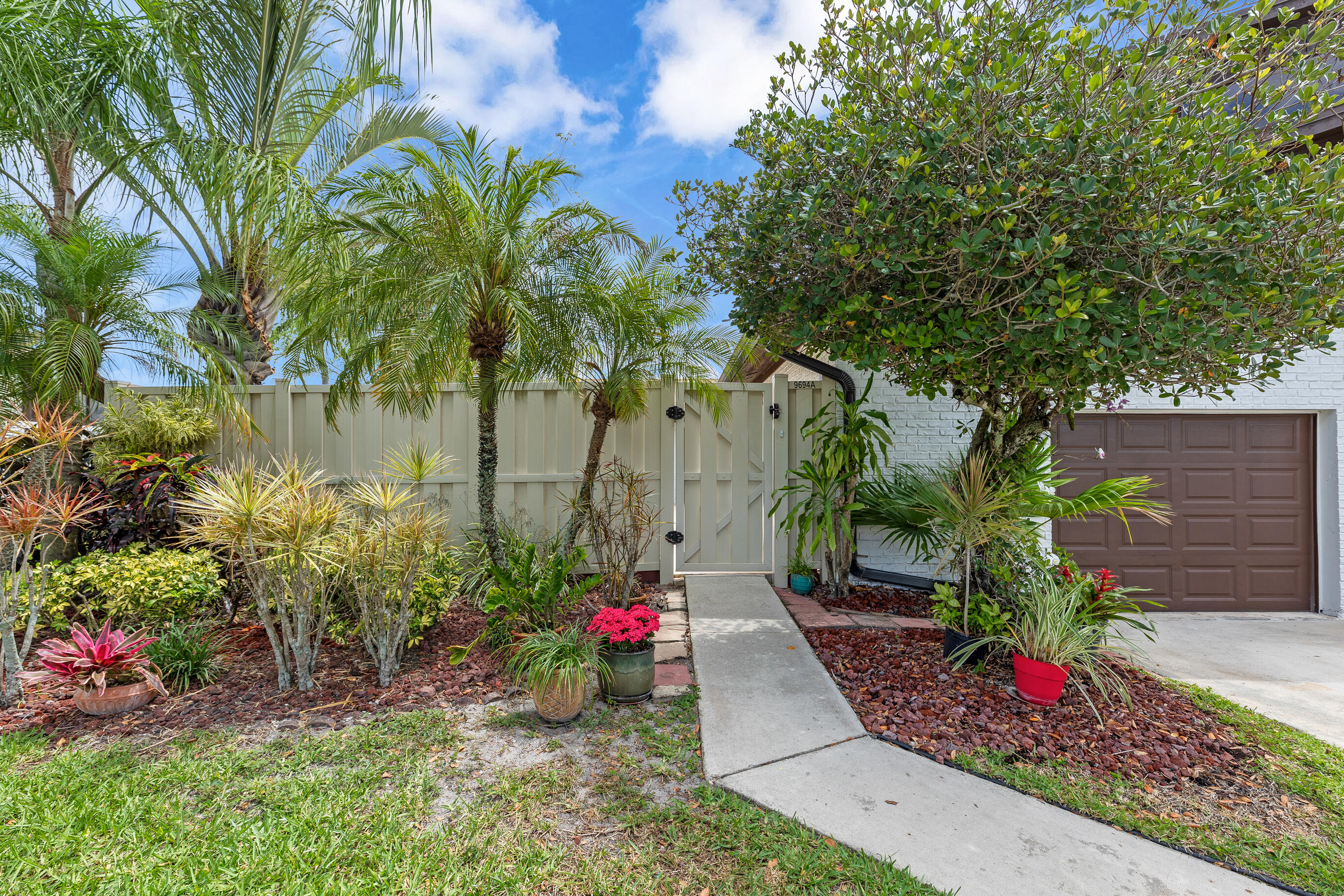 9694 Boca Gardens A Parkway A, Boca Raton, Palm Beach County, Florida - 3 Bedrooms  
3 Bathrooms - 