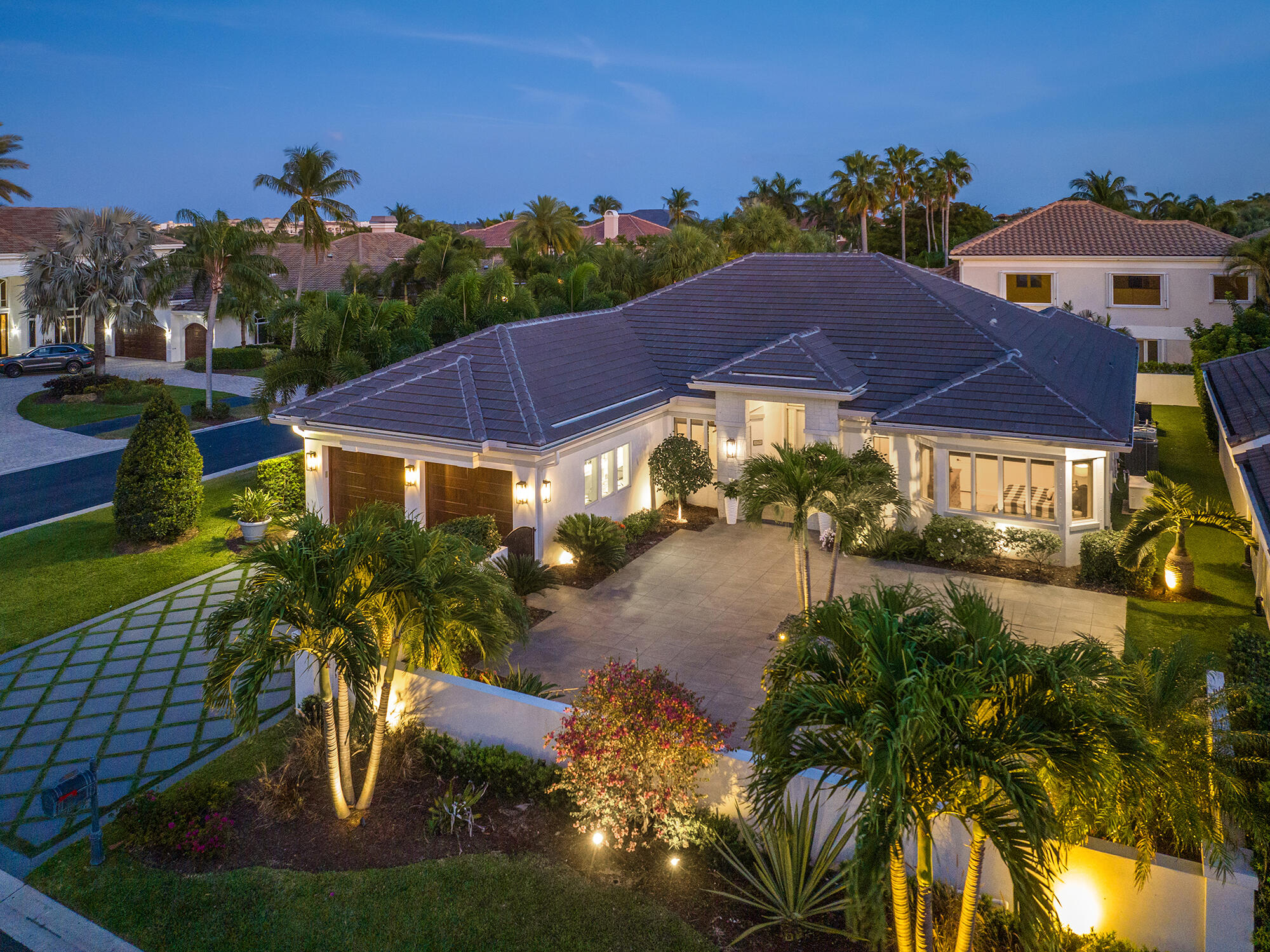 Property for Sale at 3220 W Channel Circle, Jupiter, Palm Beach County, Florida - Bedrooms: 3 
Bathrooms: 3.5  - $2,995,000