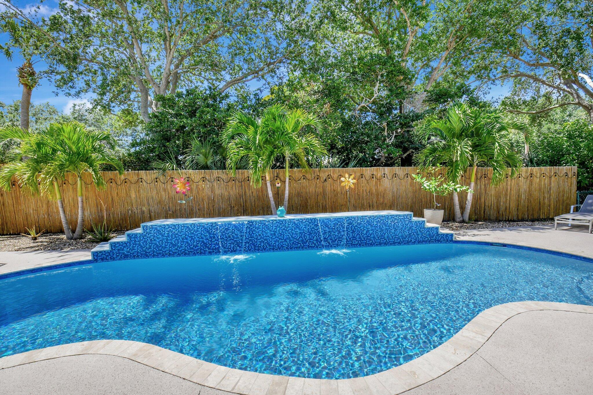 Property for Sale at 6425 Stonehurst Circle, Lake Worth, Palm Beach County, Florida - Bedrooms: 5 
Bathrooms: 3  - $860,000