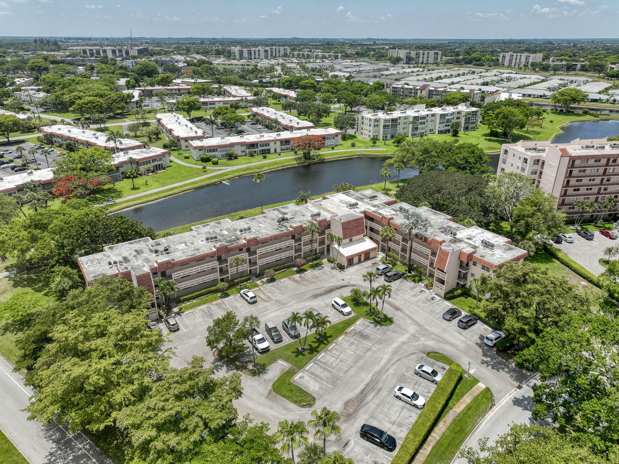 14721 Bonaire Boulevard 208, Delray Beach, Palm Beach County, Florida - 2 Bedrooms  
2 Bathrooms - 