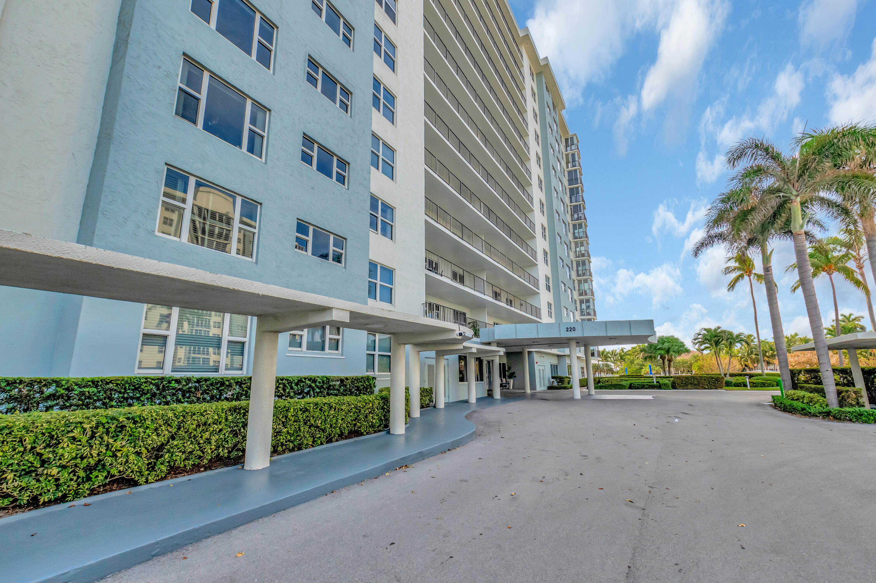 220 Macfarlane Drive S-505, Delray Beach, Palm Beach County, Florida - 2 Bedrooms  
2 Bathrooms - 