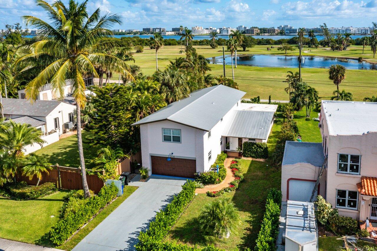 Property for Sale at 314 N Lakeside Drive, Lake Worth Beach, Palm Beach County, Florida - Bedrooms: 3 
Bathrooms: 2.5  - $1,590,000
