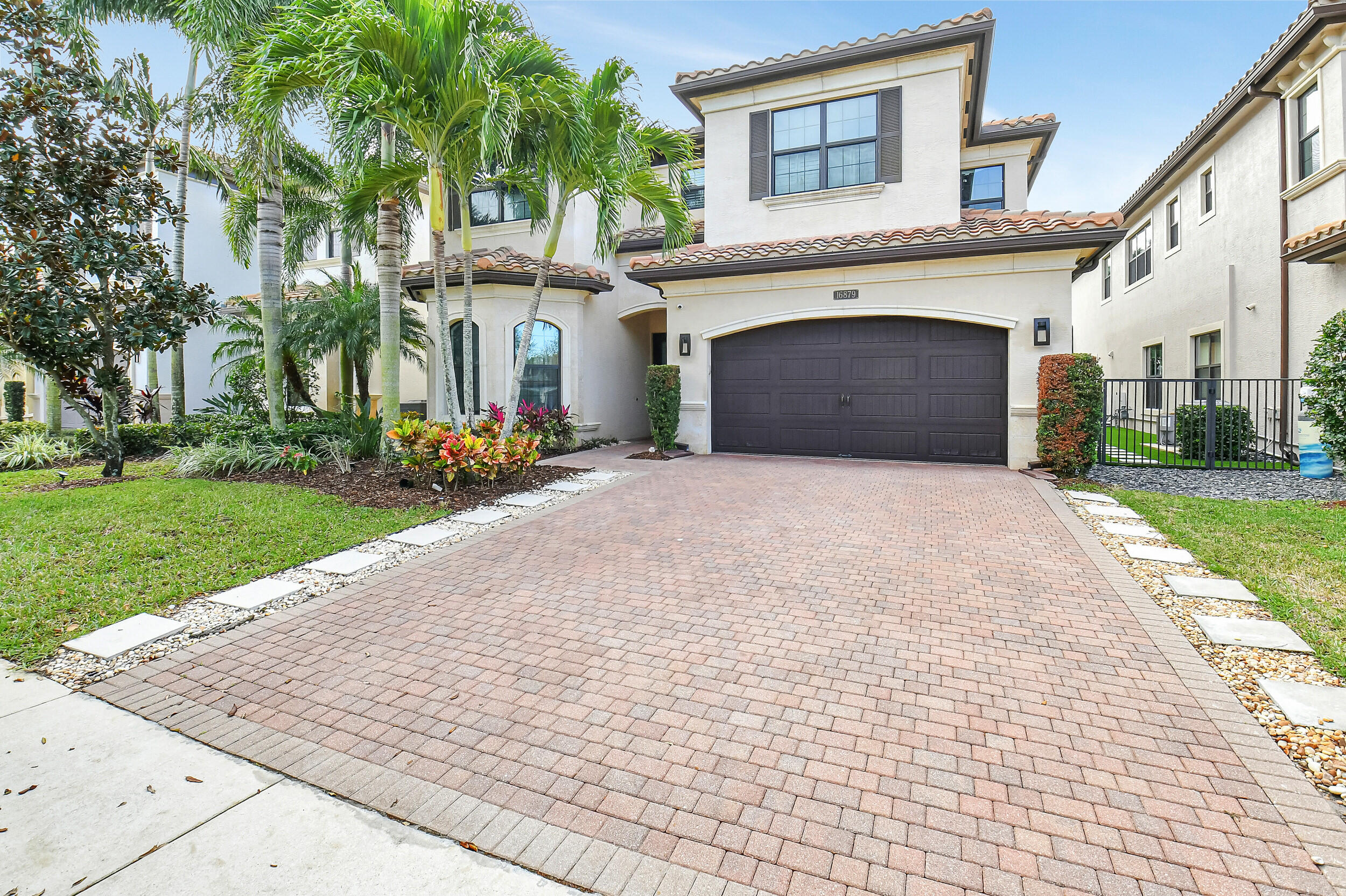 Property for Sale at 16879 Bridge Crossing Circle, Delray Beach, Palm Beach County, Florida - Bedrooms: 5 
Bathrooms: 5  - $1,850,000