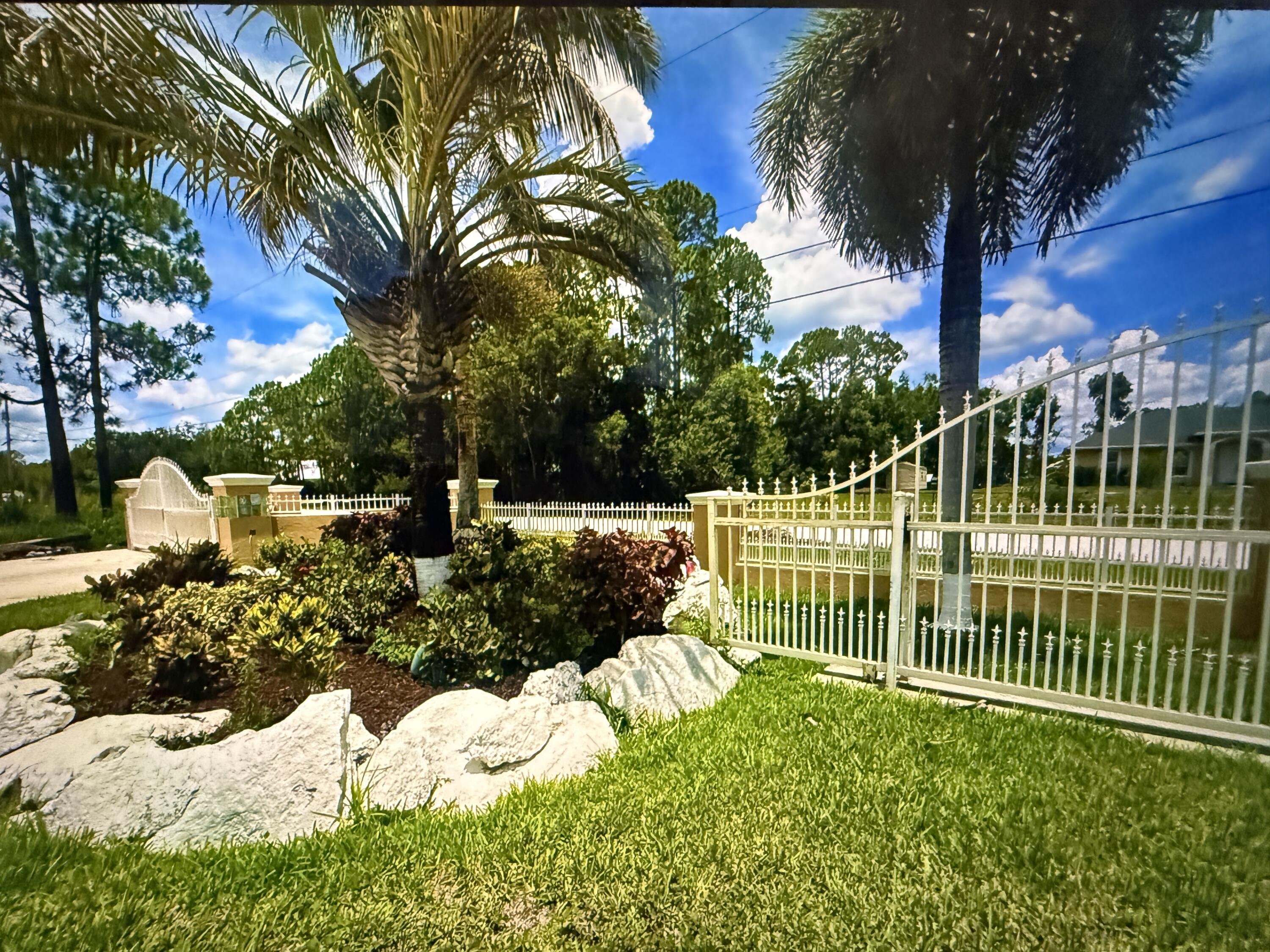 Property for Sale at 17146 81st Lane, Loxahatchee, Palm Beach County, Florida - Bedrooms: 5 
Bathrooms: 3  - $790,000