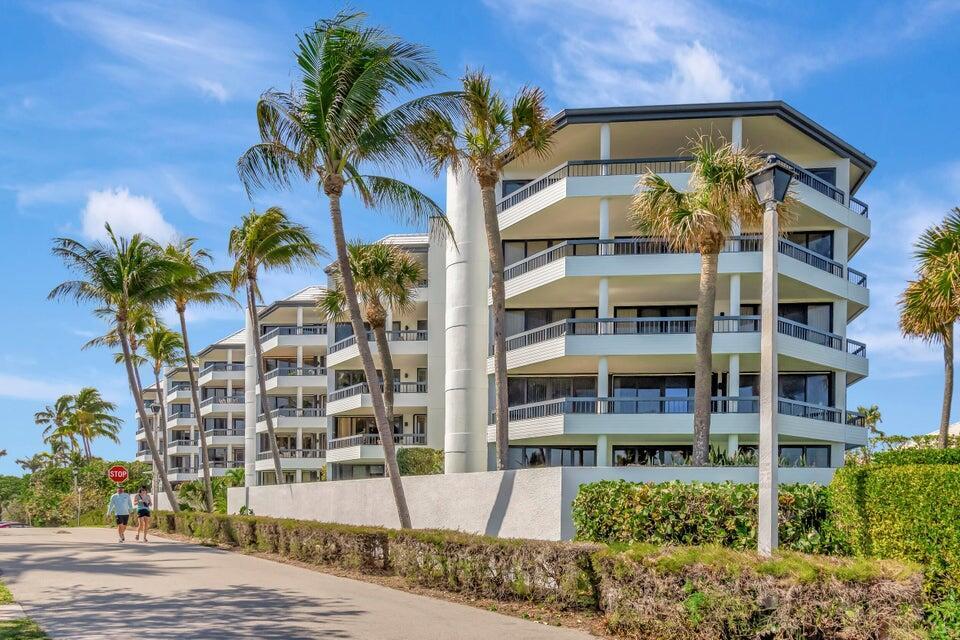 120 S Ocean Boulevard 1-A, Delray Beach, Palm Beach County, Florida - 2 Bedrooms  
2 Bathrooms - 