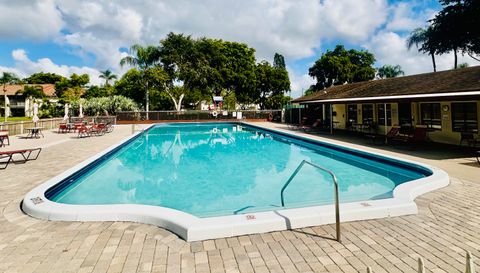 Photo of 4759 Sable Pine Circle Cir #A1, West Palm Beach, FL 33417 (MLS # RX-11125392)