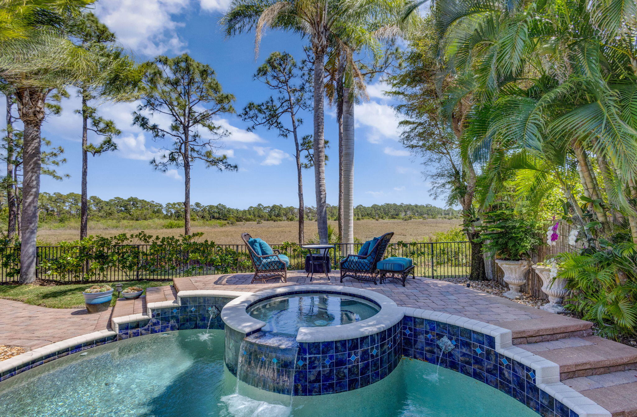 Property for Sale at 118 Via Quantera, Palm Beach Gardens, Palm Beach County, Florida - Bedrooms: 5 
Bathrooms: 5.5  - $4,750,000
