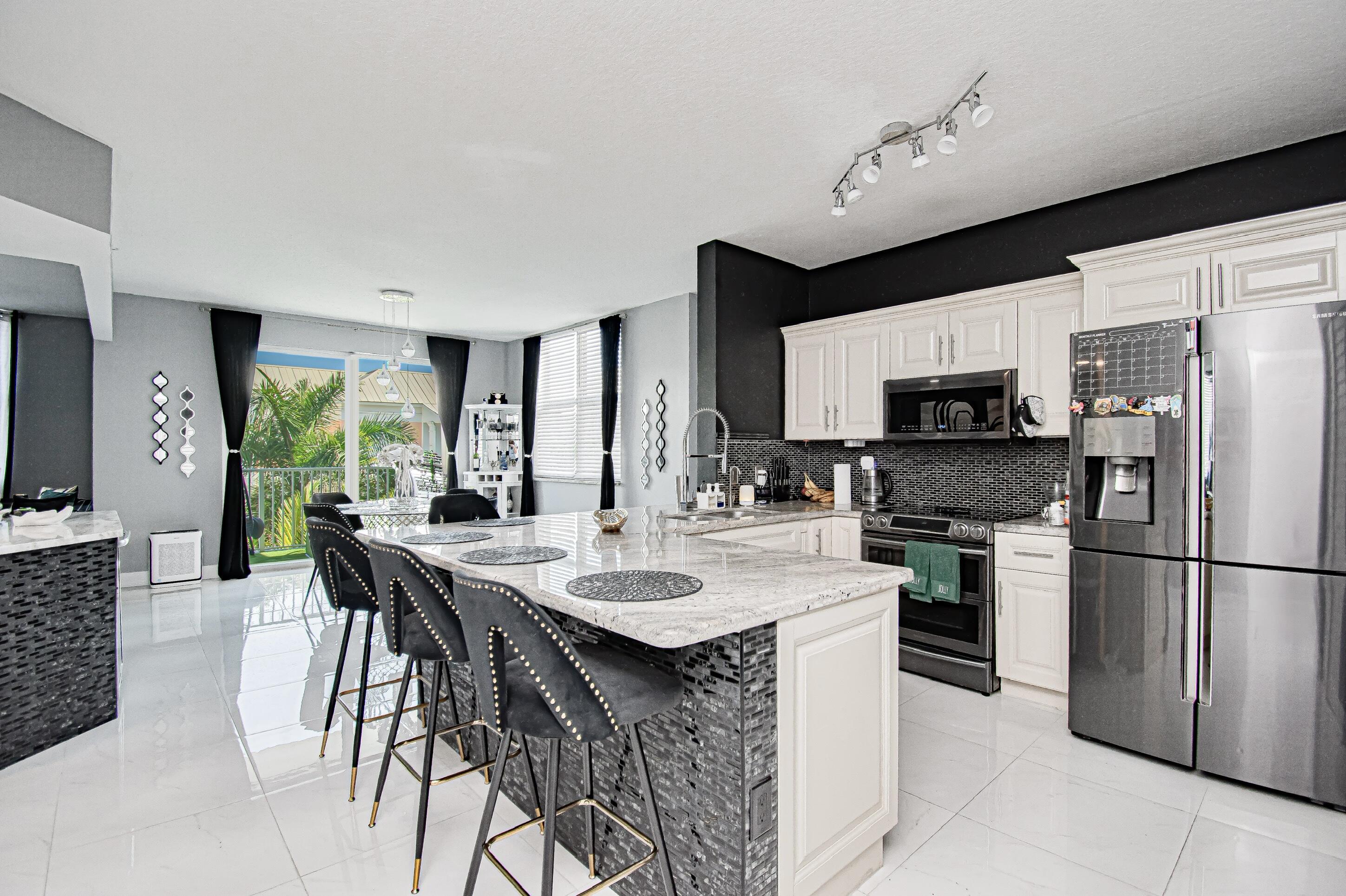 Property for Sale at 804 E Windward Way 623, Lantana, Palm Beach County, Florida - Bedrooms: 2 
Bathrooms: 2  - $379,900