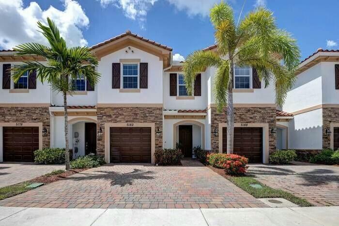 5182 Ashley River Road, West Palm Beach, Palm Beach County, Florida - 3 Bedrooms  
2.5 Bathrooms - 