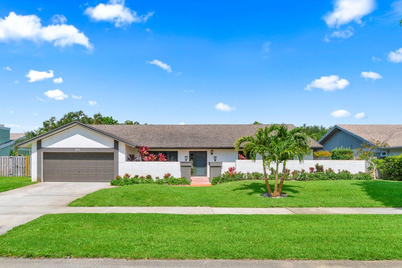 17725 Briar Patch Trail, Boca Raton, Palm Beach County, Florida - 3 Bedrooms  
2 Bathrooms - 