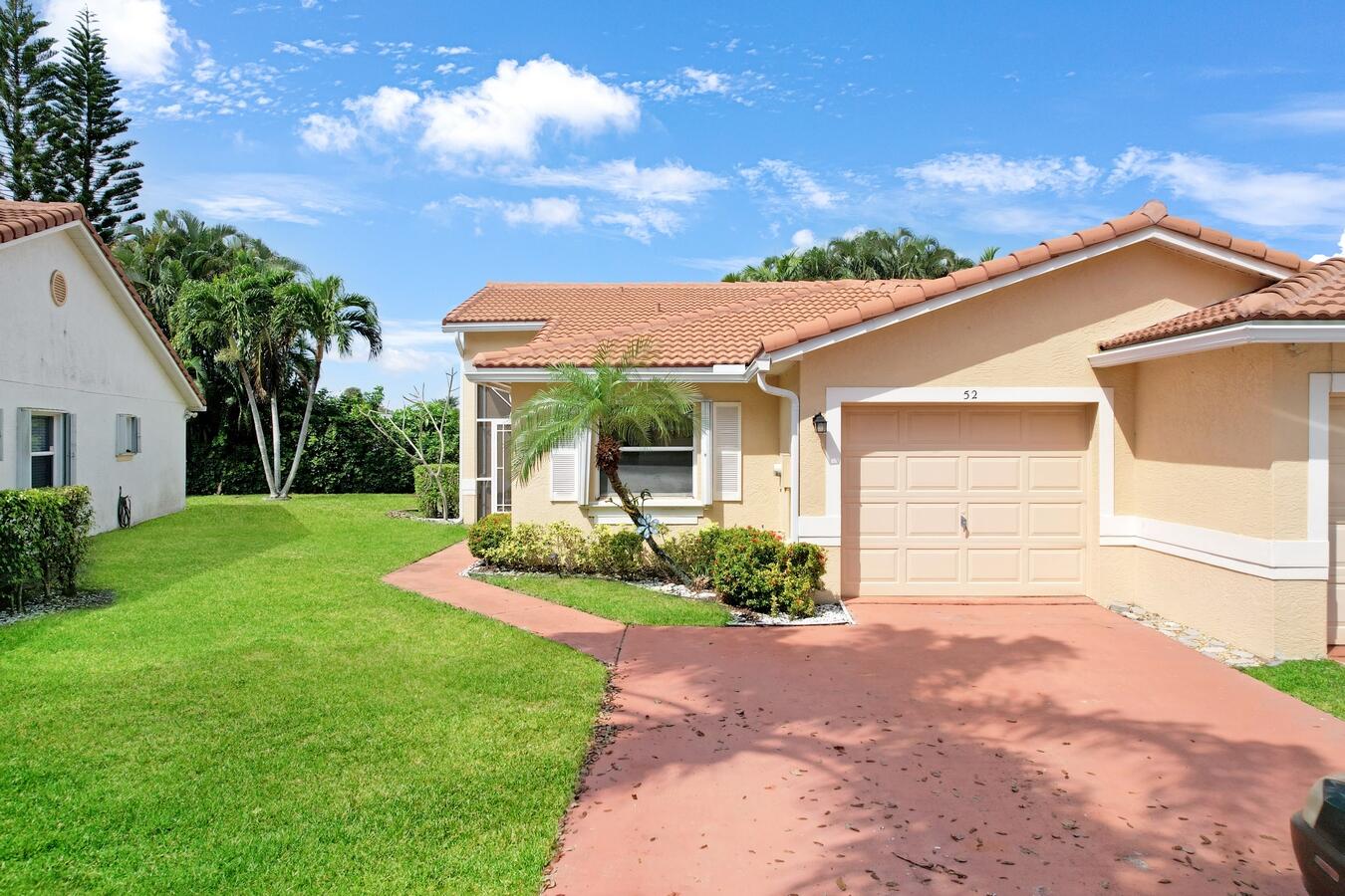 Property for Sale at 52 Sausalito Drive, Boynton Beach, Palm Beach County, Florida - Bedrooms: 2 
Bathrooms: 2  - $310,000