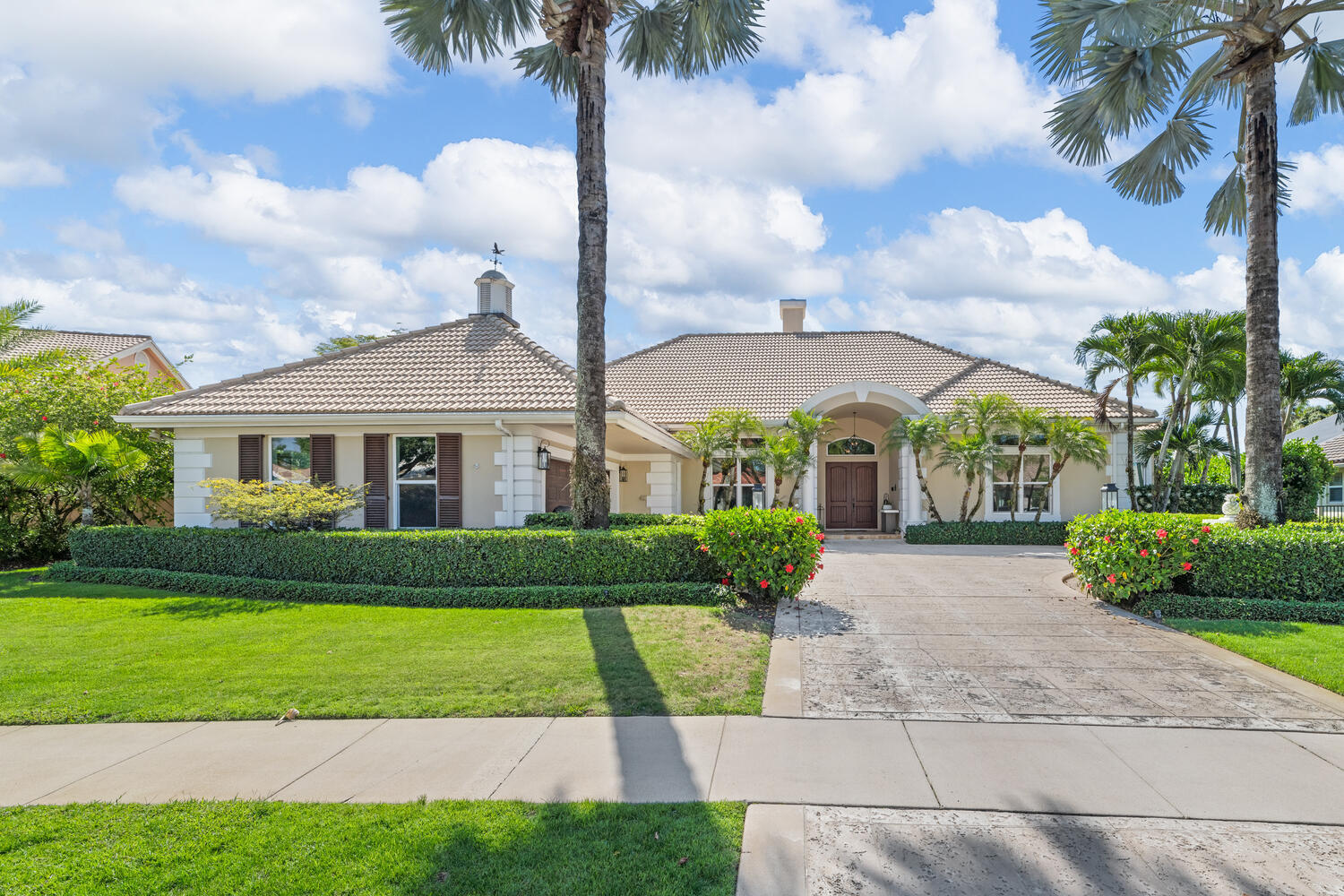 Property for Sale at 2344 Sunderland Ave Ave, Wellington, Palm Beach County, Florida - Bedrooms: 3 
Bathrooms: 3  - $1,849,900
