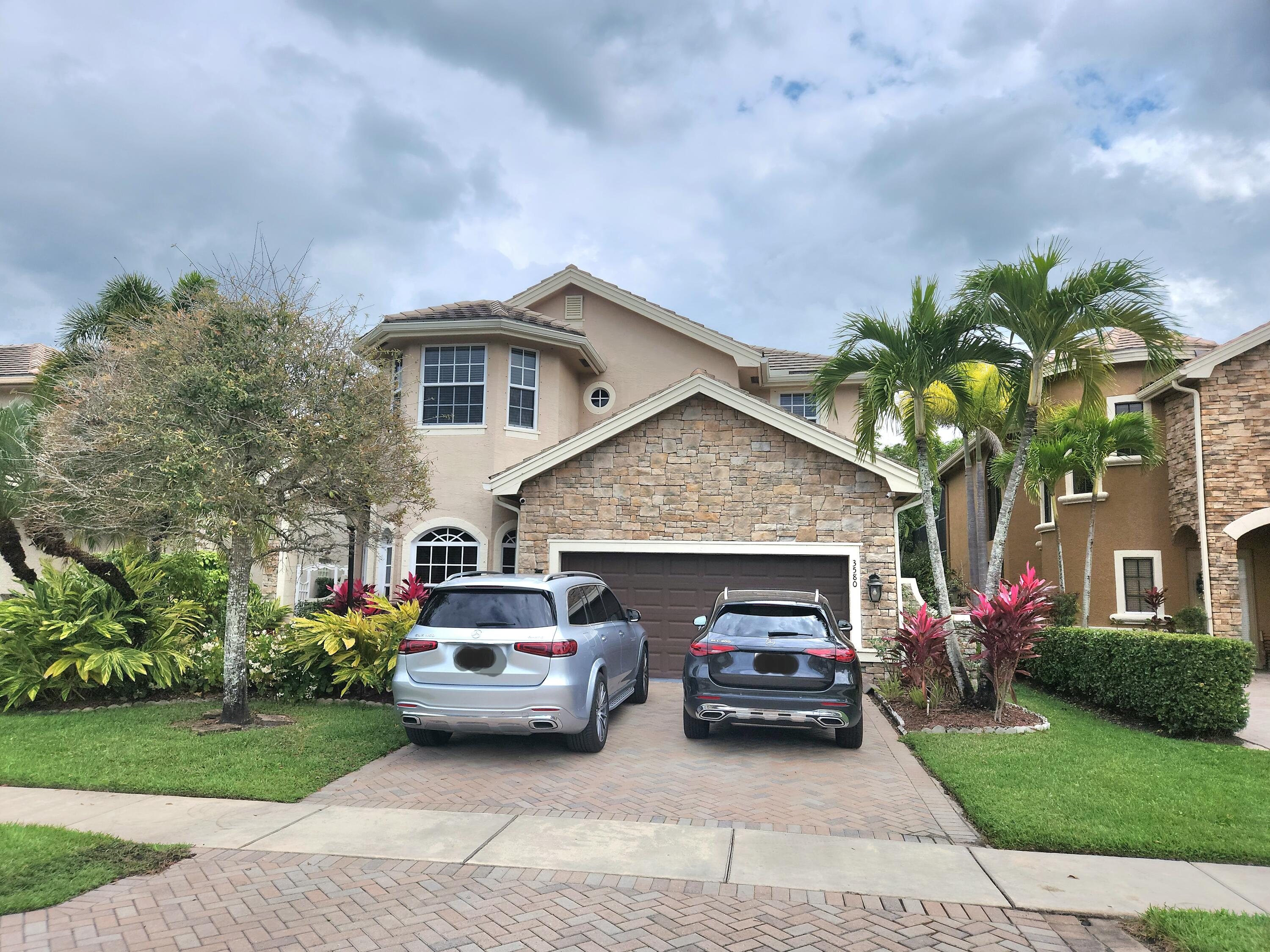 Property for Sale at 3580 Birague Drive, Wellington, Palm Beach County, Florida - Bedrooms: 6 
Bathrooms: 3.5  - $1,200,000