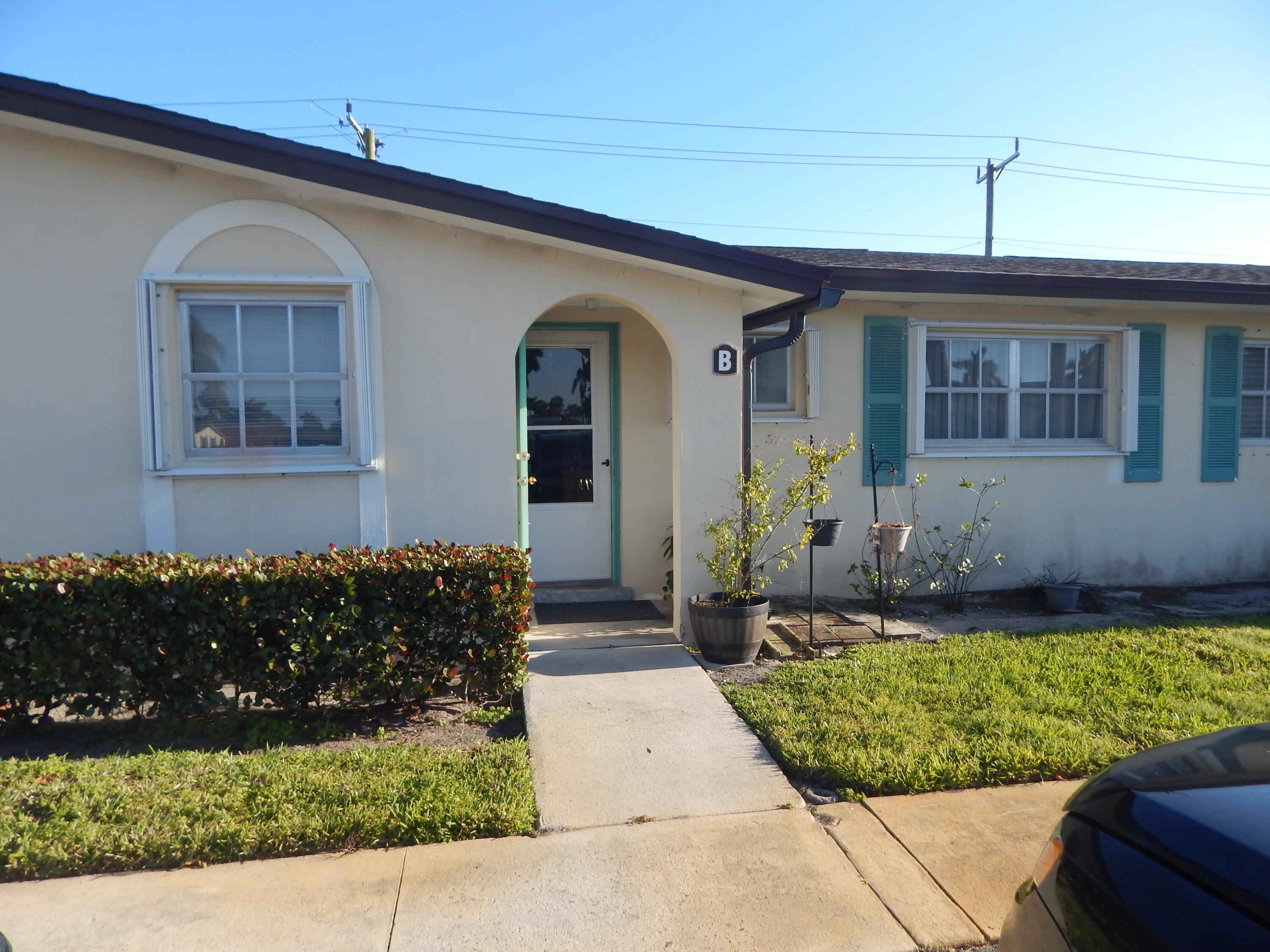 Property for Sale at 2970 E Ashley Drive B, West Palm Beach, Palm Beach County, Florida - Bedrooms: 2 
Bathrooms: 1  - $165,000