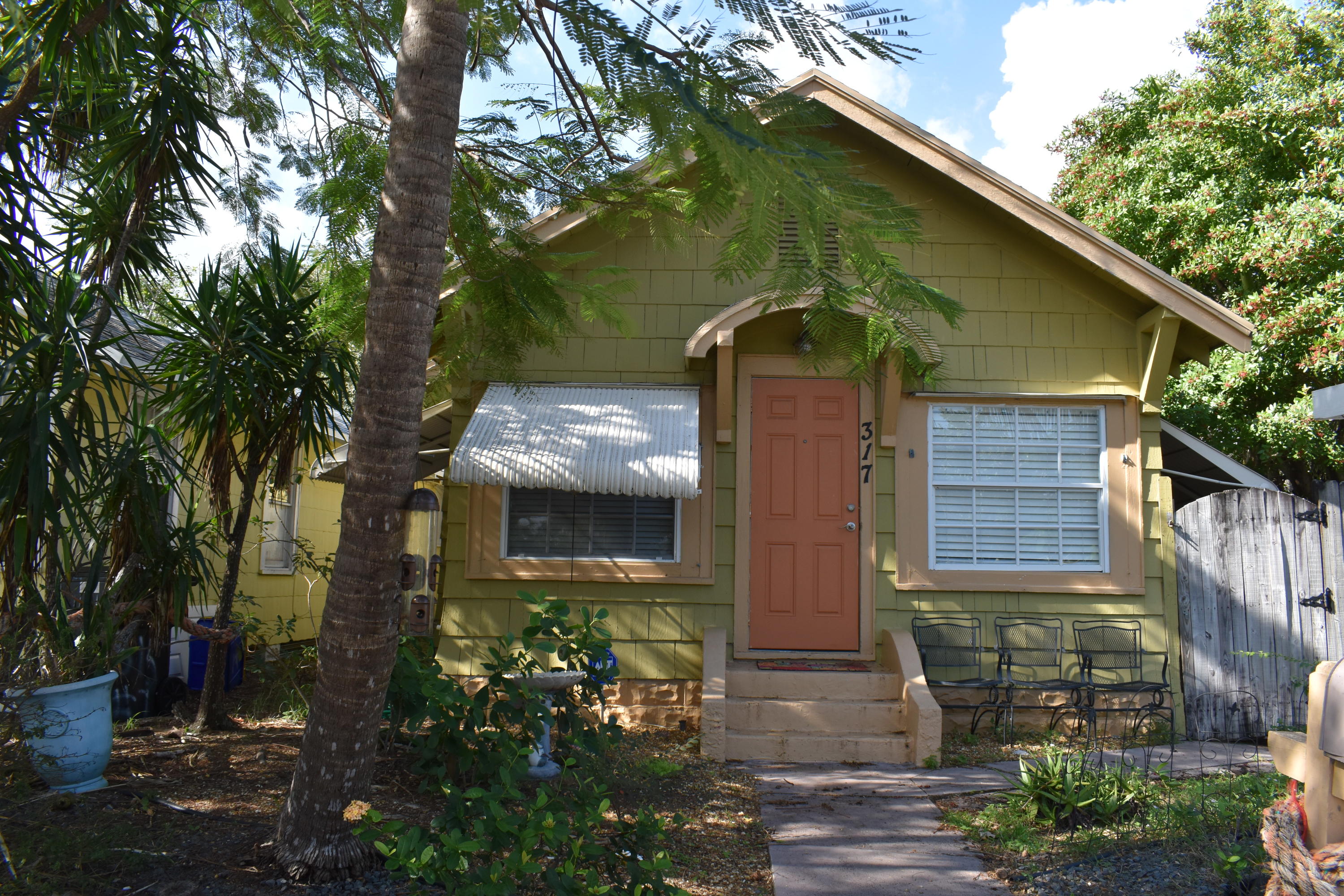 Photo 1 of 317 N K Street, Lake Worth Beach, Florida, $2,799, Web #: 10673818