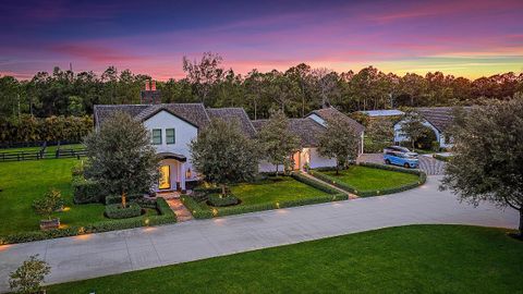 Photo of 13411 Fox Croft Lane, Palm Beach Gardens, FL 33418 (MLS # RX-11114238)