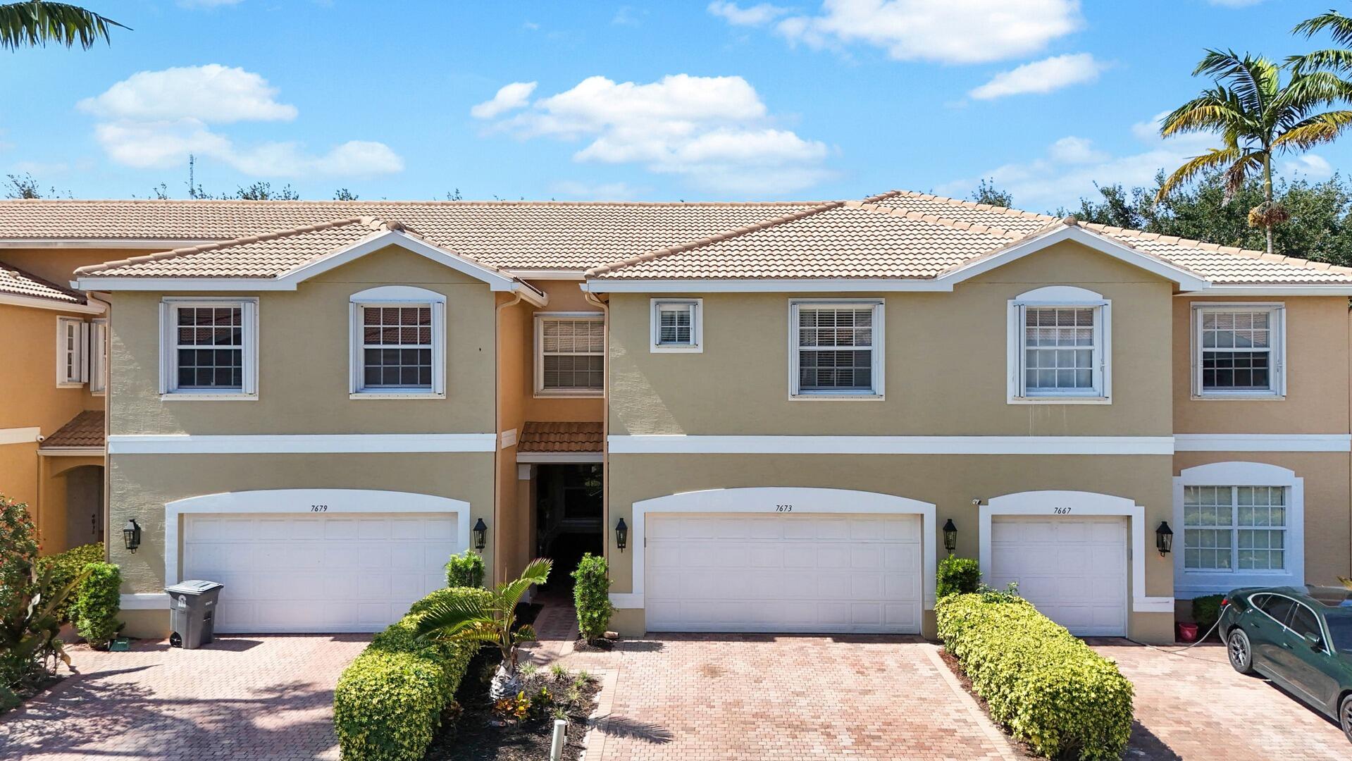 Property for Sale at 7673 Spatterdock Drive, Boynton Beach, Palm Beach County, Florida - Bedrooms: 4 
Bathrooms: 3.5  - $529,900