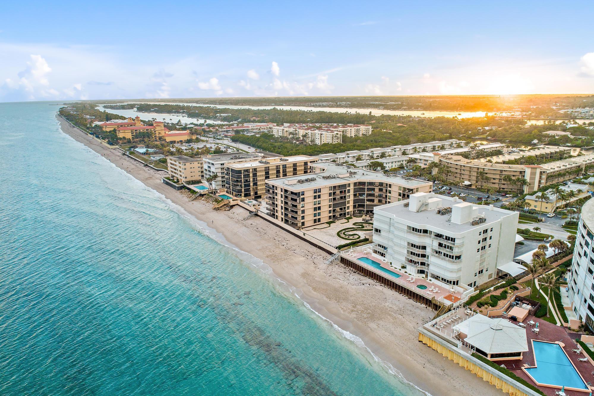 Property for Sale at 3610 S Ocean Boulevard 405, South Palm Beach, Palm Beach County, Florida - Bedrooms: 2 
Bathrooms: 2  - $899,000