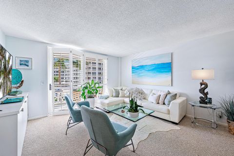 Photo of 139 Sunrise Avenue #306, Palm Beach, FL 33480 (MLS # RX-11119448)