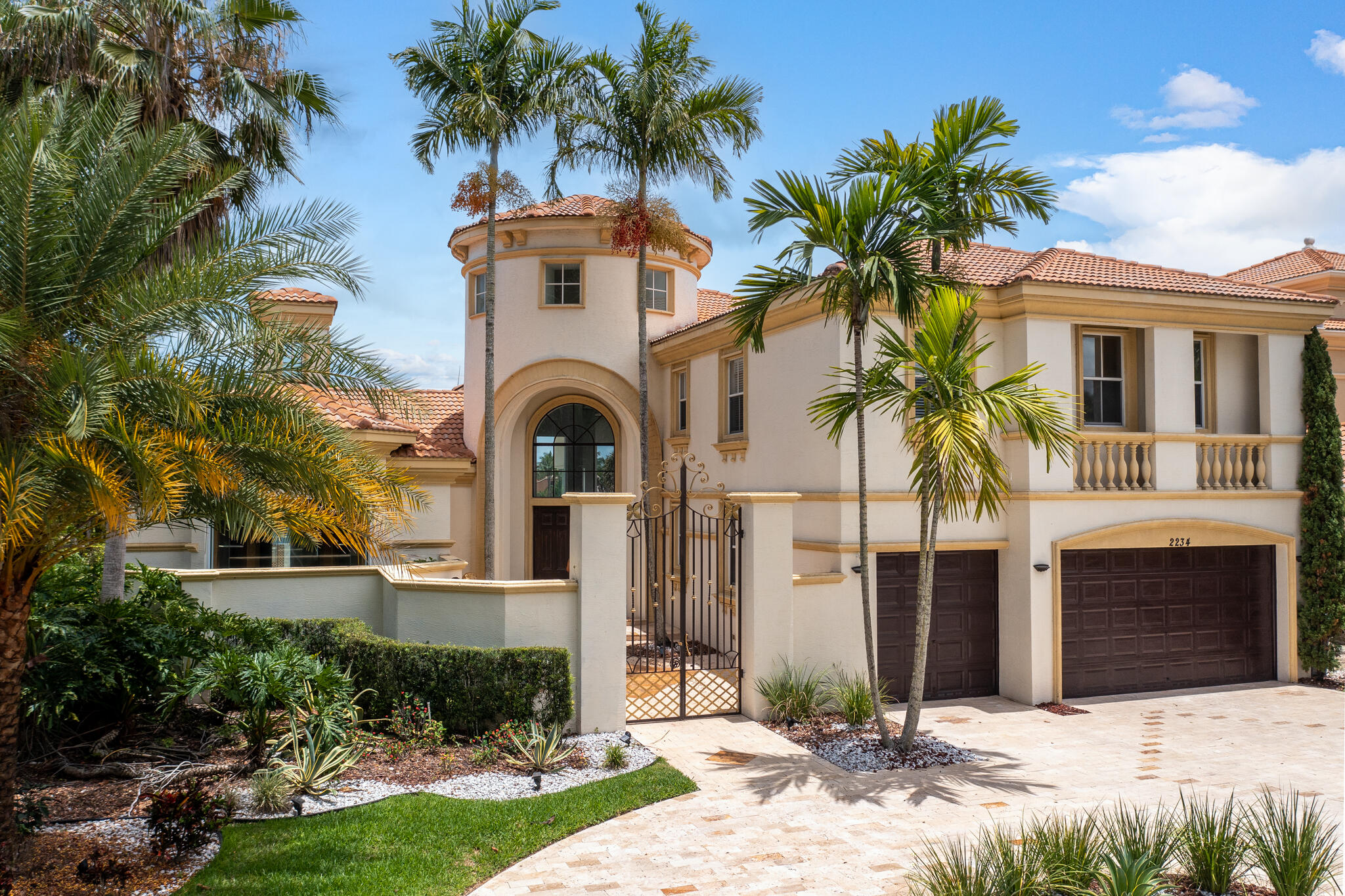 Property for Sale at 2234 Stotesbury Way Way, Wellington, Palm Beach County, Florida - Bedrooms: 5 
Bathrooms: 5.5  - $1,375,000