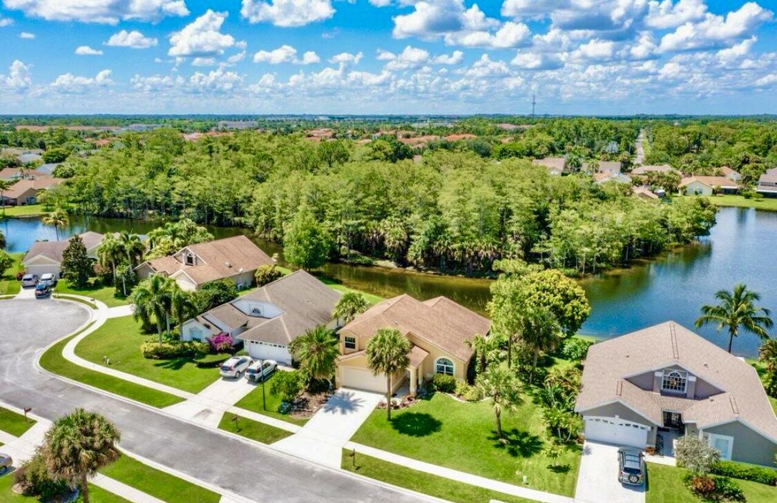 Property for Sale at 9681 Pine Trail Court, Lake Worth, Palm Beach County, Florida - Bedrooms: 3 
Bathrooms: 2.5  - $598,800