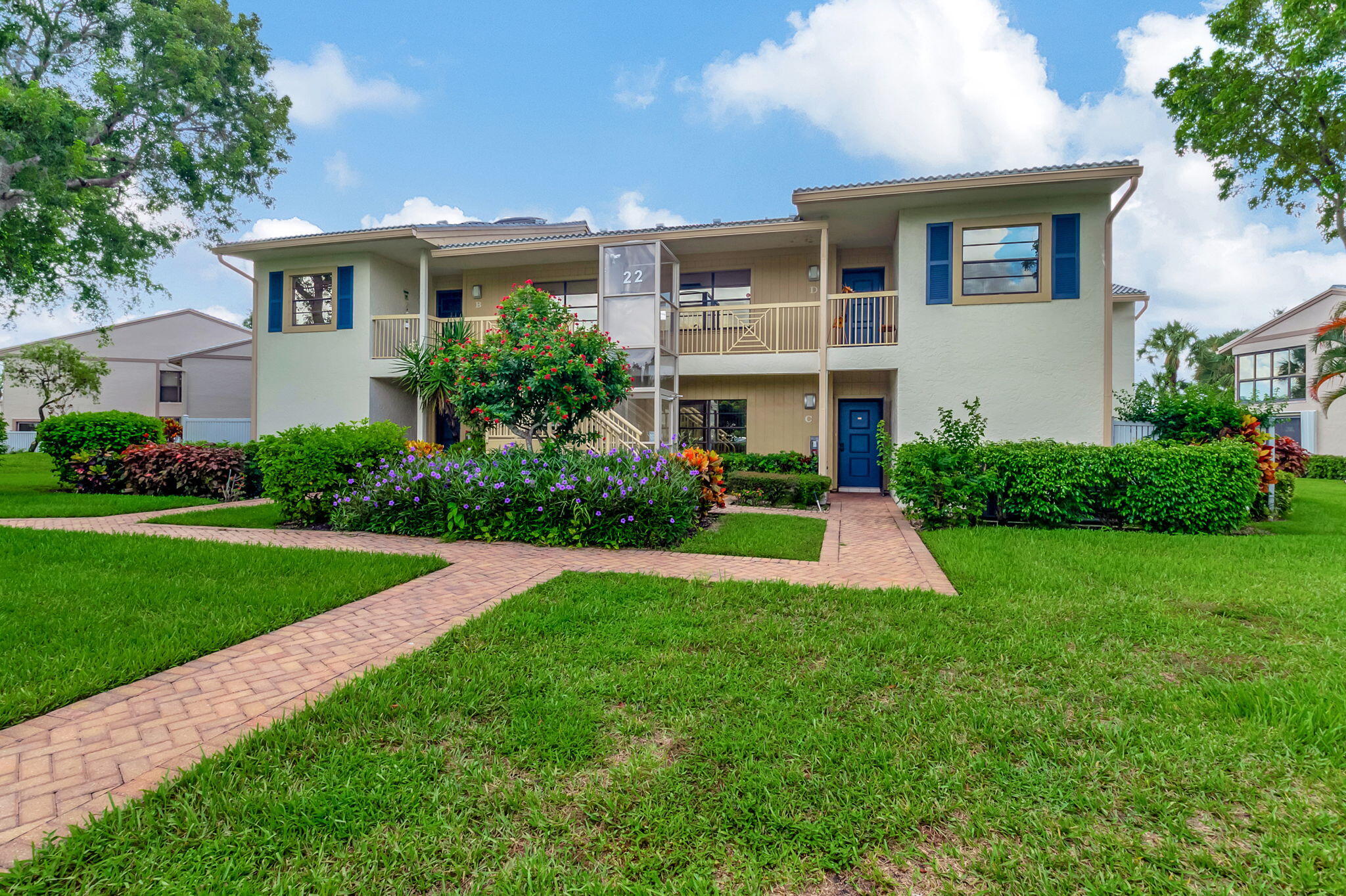 Property for Sale at 22 Eastgate Drive C, Boynton Beach, Palm Beach County, Florida - Bedrooms: 3 
Bathrooms: 2  - $179,000