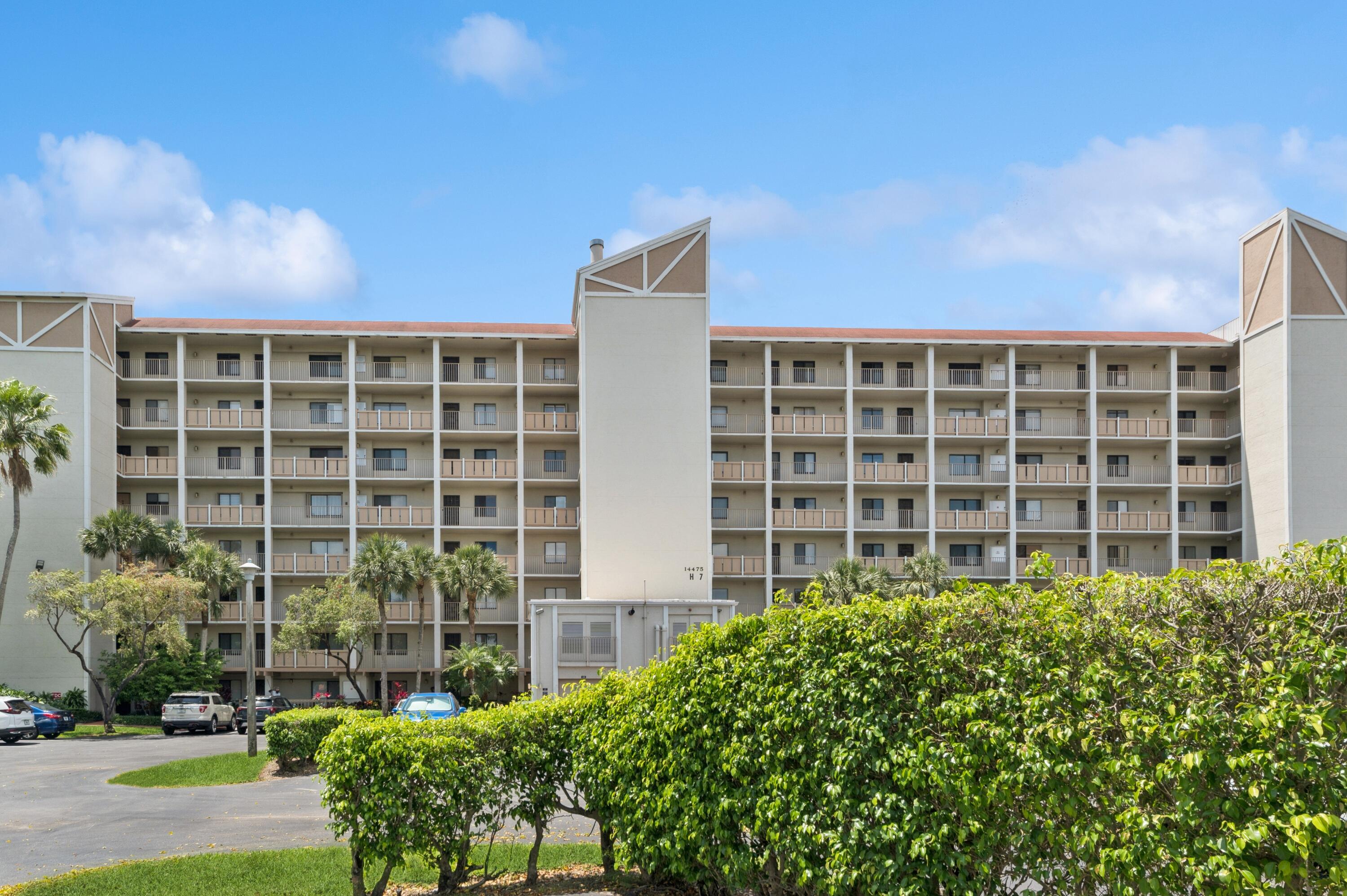 Property for Sale at 14475 Strathmore Lane 508, Delray Beach, Palm Beach County, Florida - Bedrooms: 2 
Bathrooms: 2  - $275,000
