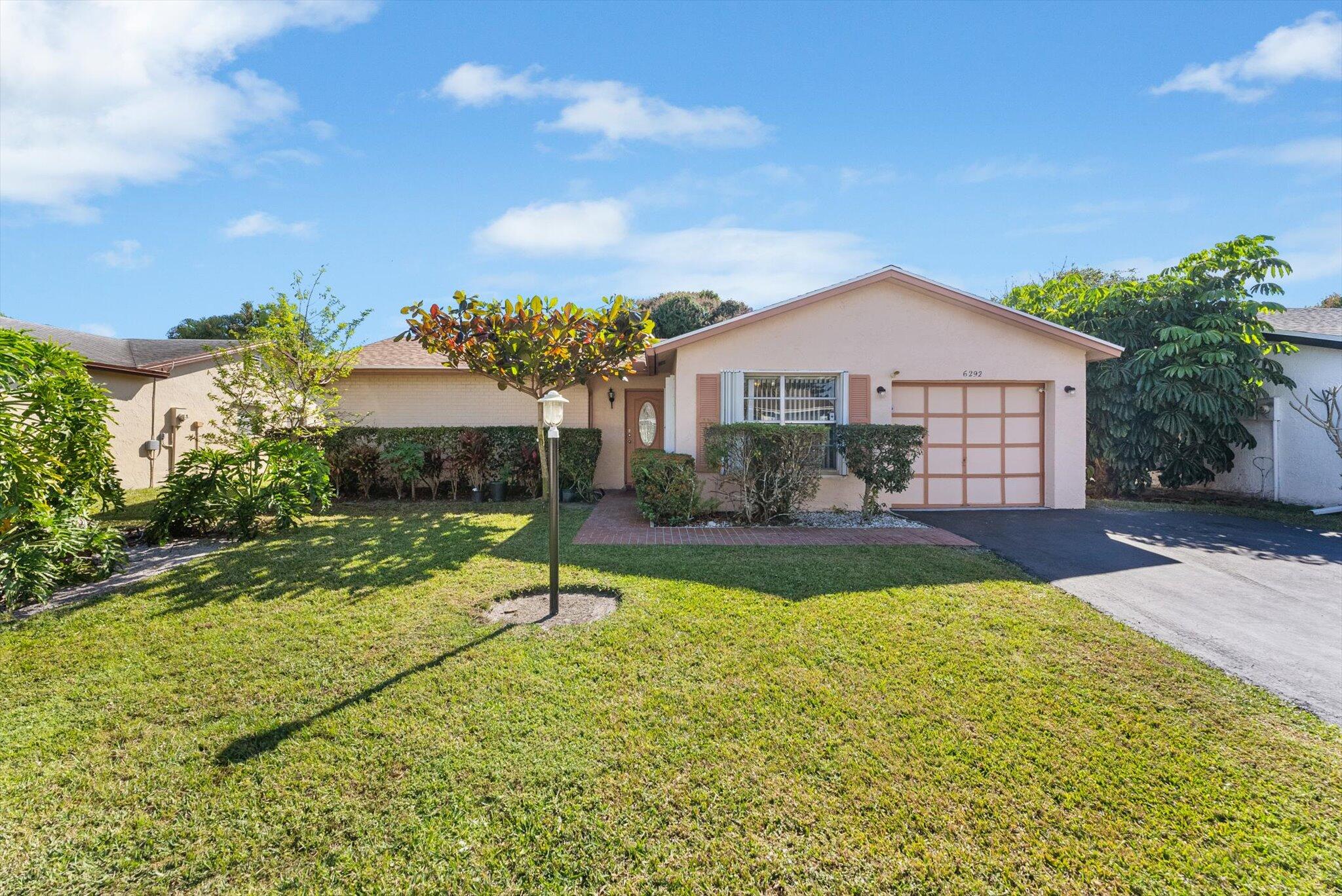 6292 Silver Moon Lane, Greenacres, Palm Beach County, Florida - 2 Bedrooms  
2 Bathrooms - 