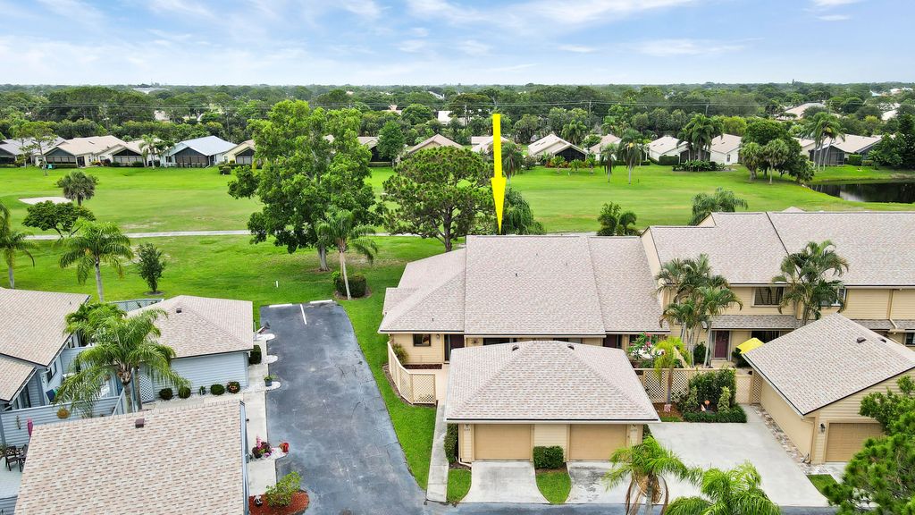 Photo of 6140 SE Georgetown Place, Hobe Sound, FL 33455 (MLS # RX-11097050)