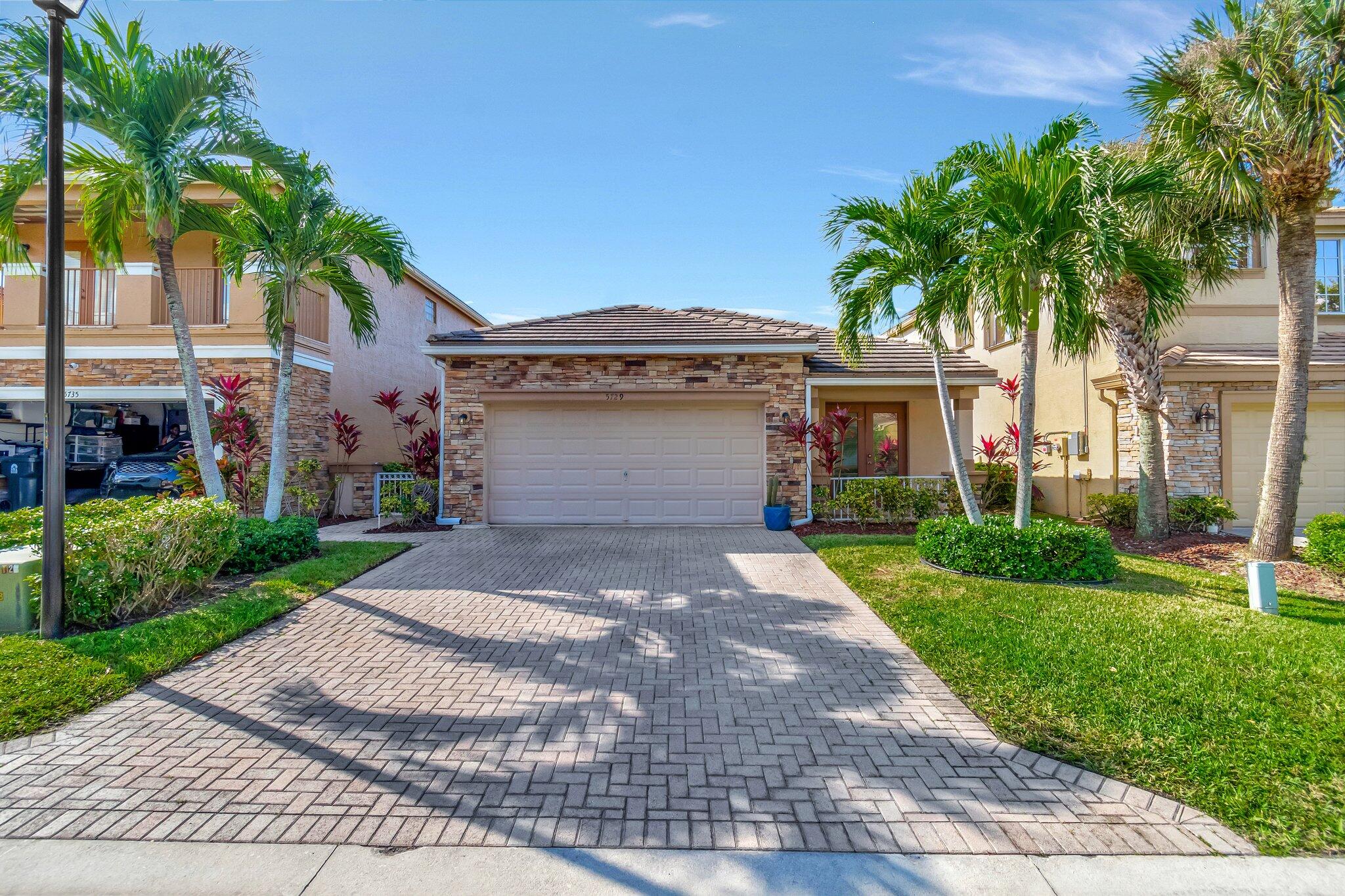 5729 Gelding Court, Lake Worth, Palm Beach County, Florida - 3 Bedrooms  
2 Bathrooms - 