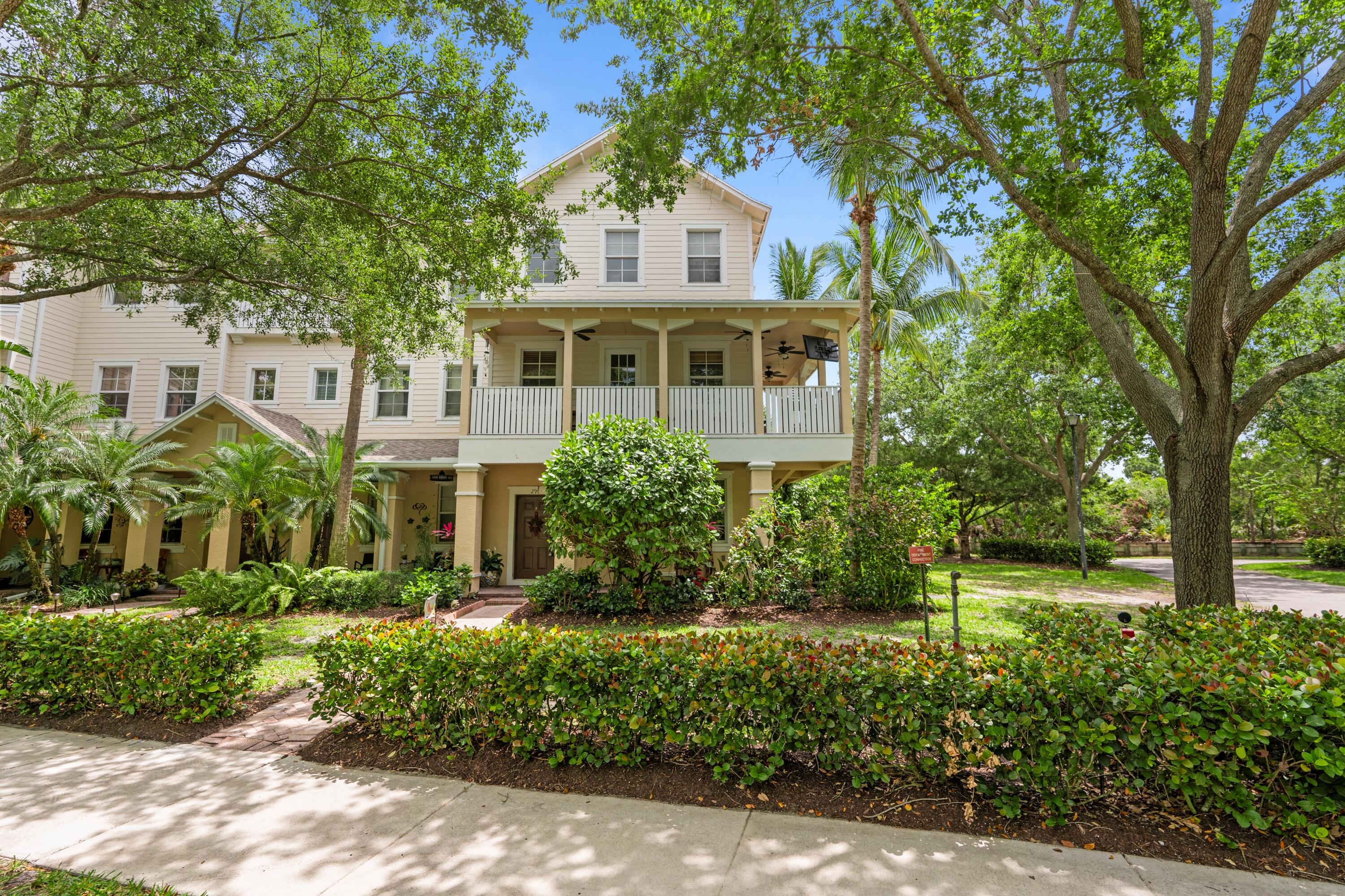 Property for Sale at 297 E Bay Cedar Circle, Jupiter, Palm Beach County, Florida - Bedrooms: 3 
Bathrooms: 2.5  - $629,000
