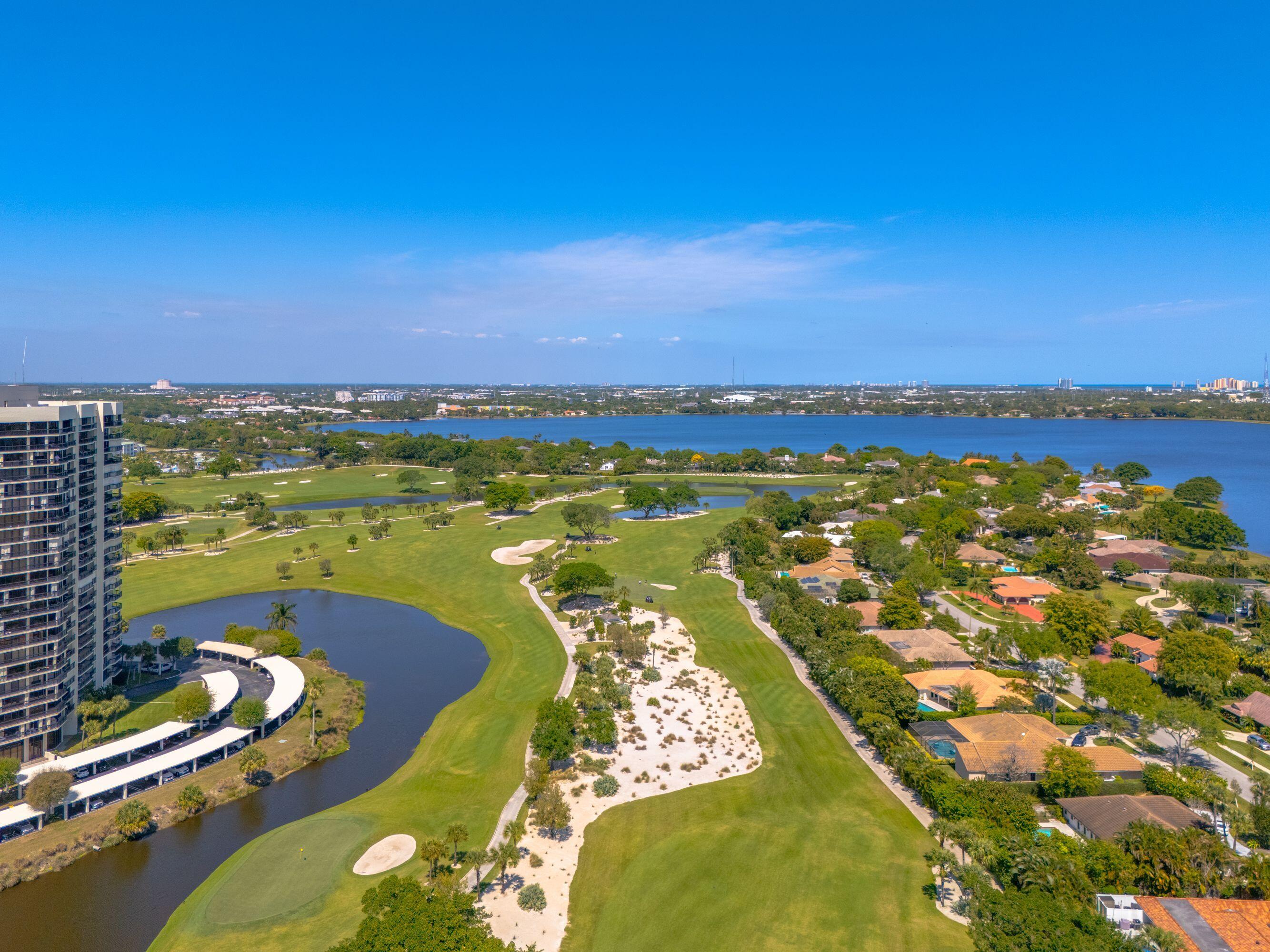 1830 Embassy Drive 502, West Palm Beach, Palm Beach County, Florida - 1 Bedrooms  
1.5 Bathrooms - 